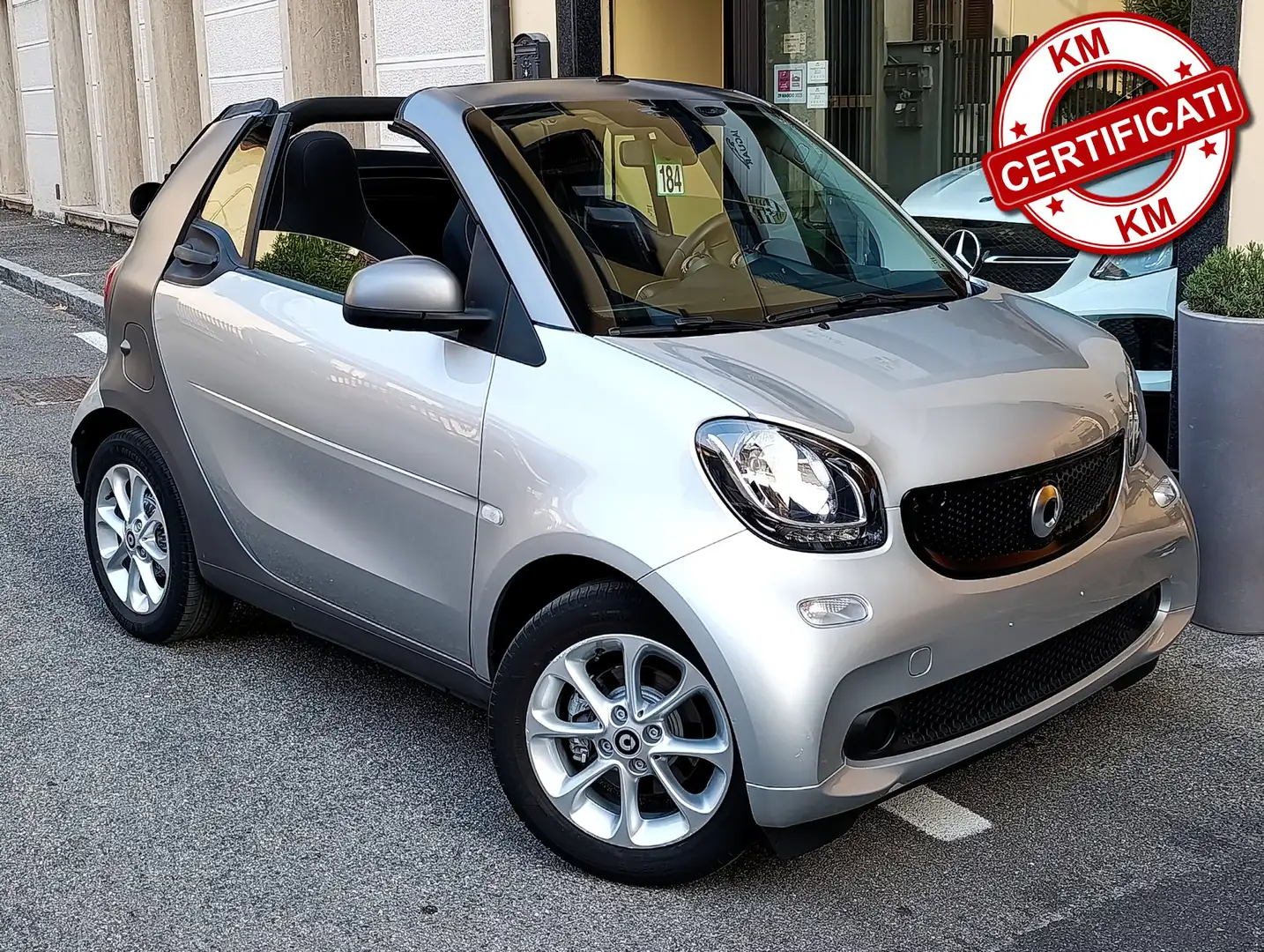smart forTwo Cabrio 0.9 t Passion 90cv twinamic Km 26.354 Grijs - 1