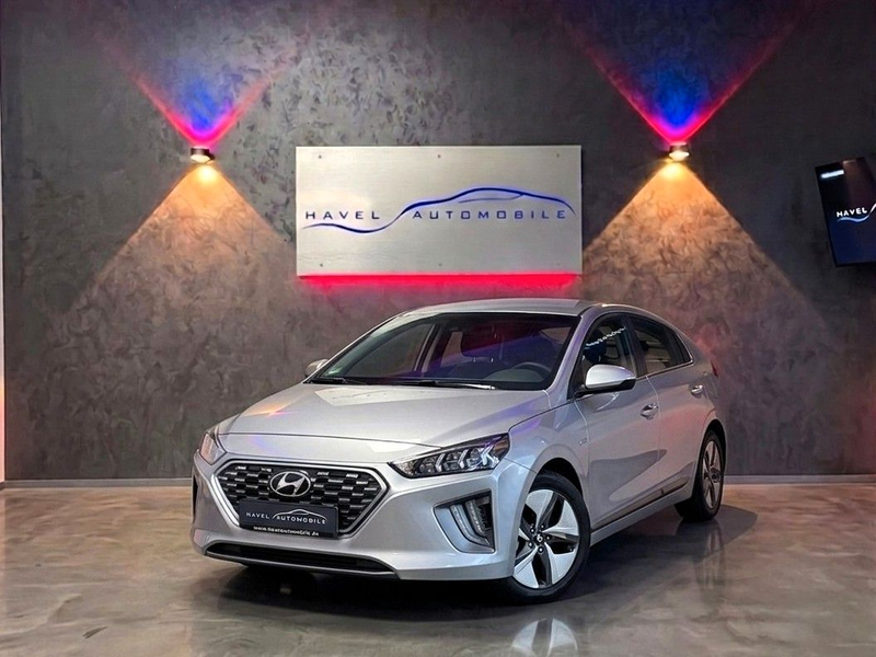 Hyundai IONIQ Style Hybrid RFK Sitzhzg 8-fach bereift