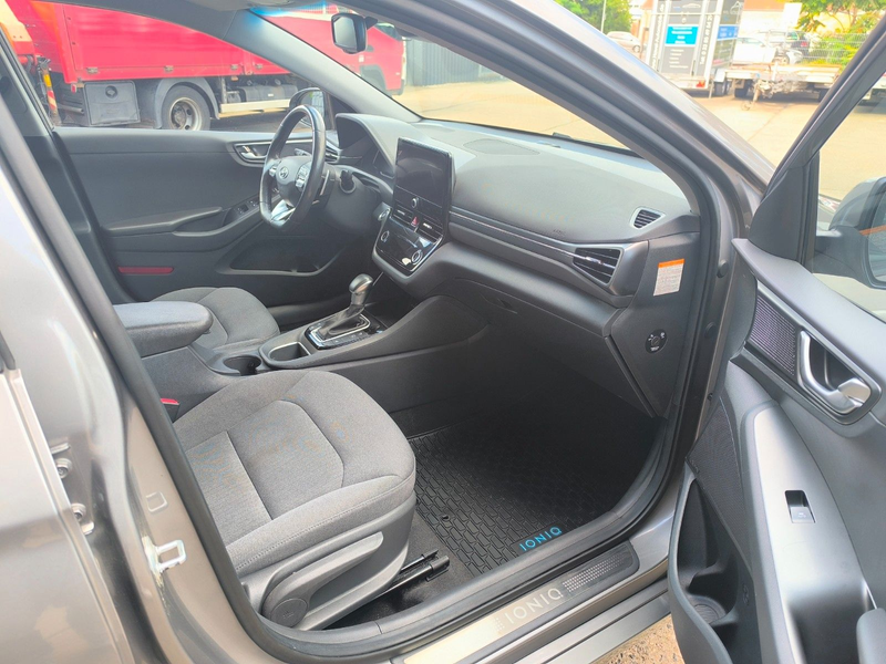 Hyundai IONIQ Style Hybrid RFK Sitzhzg 8-fach bereift — photo 7