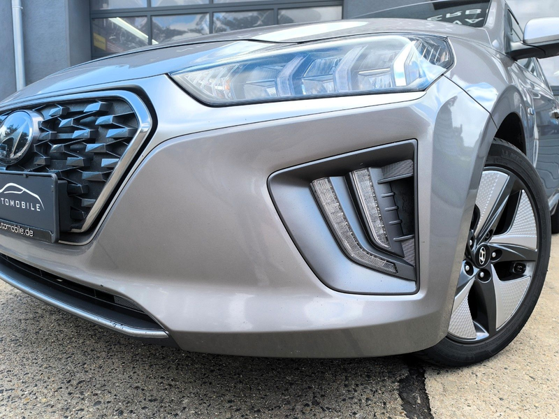 Hyundai IONIQ Style Hybrid RFK Sitzhzg 8-fach bereift — photo 4