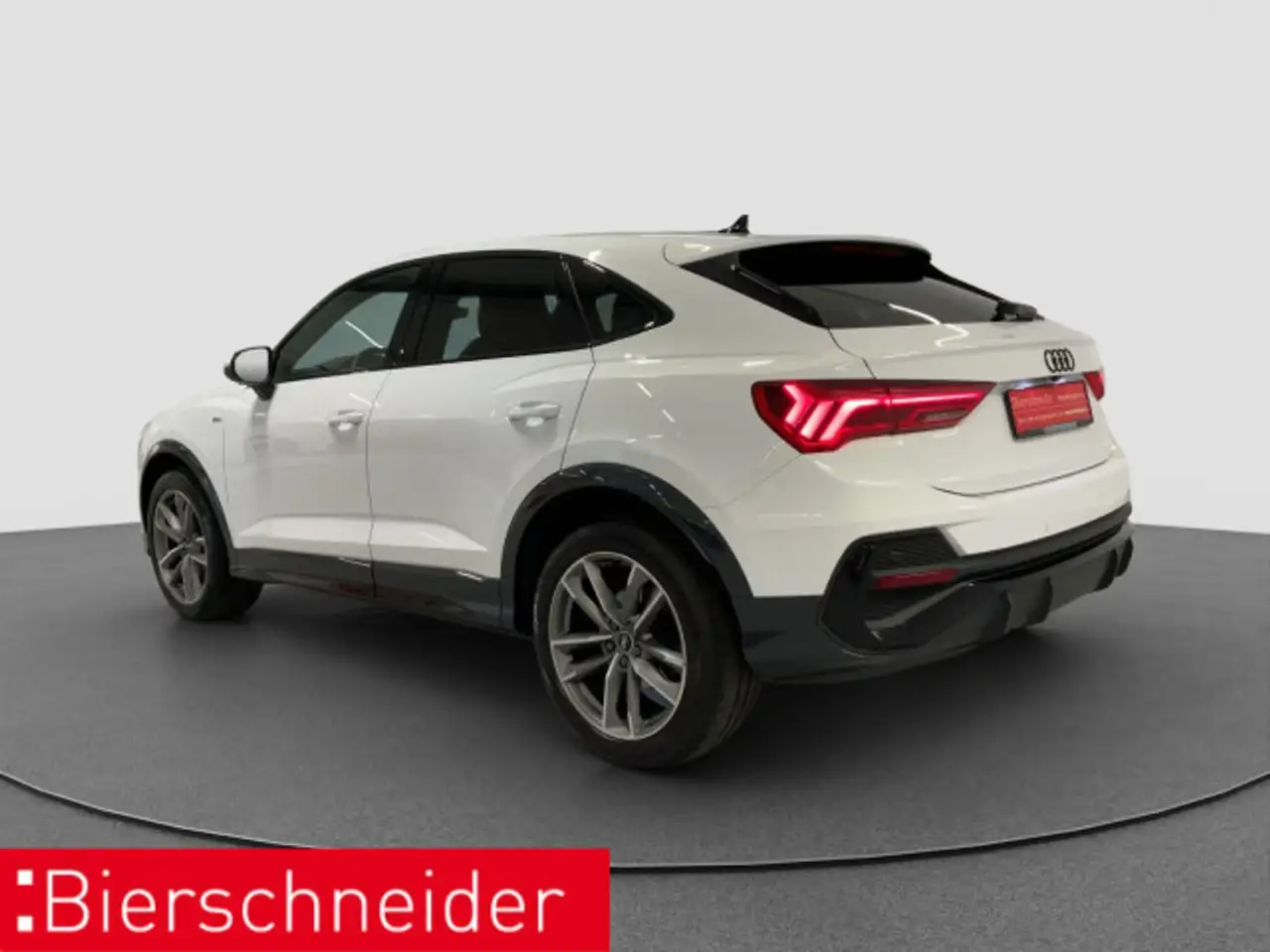 Audi Q3, фото 6