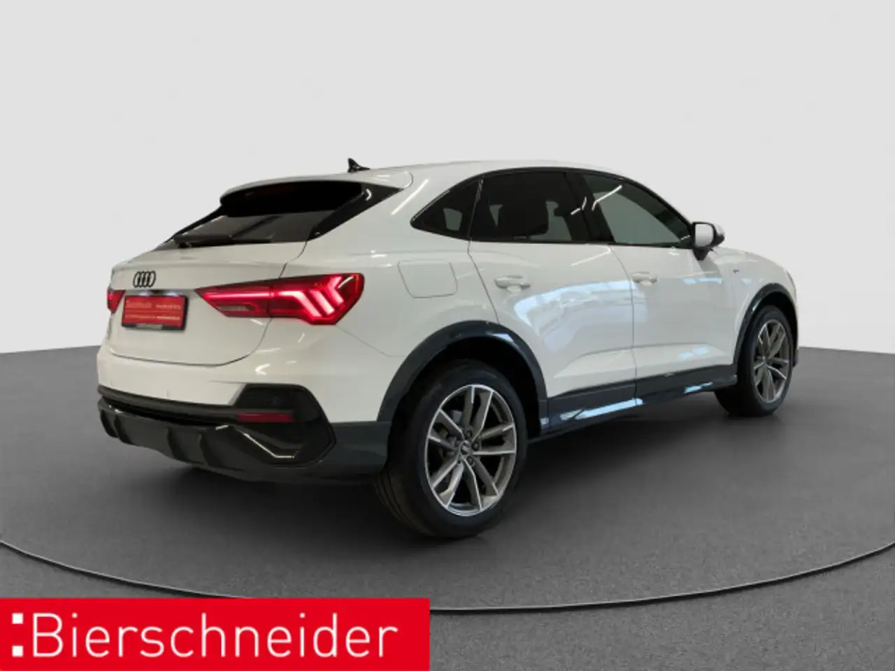 Audi Q3, фото 7
