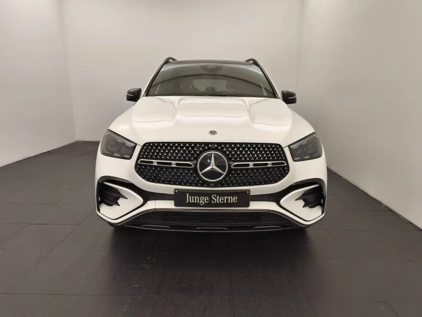 Mercedes-Benz GLE 450 GLE 450d 4M AMG 7 Sitz Airmatic AHK Pano HeadUp Weiß - 2