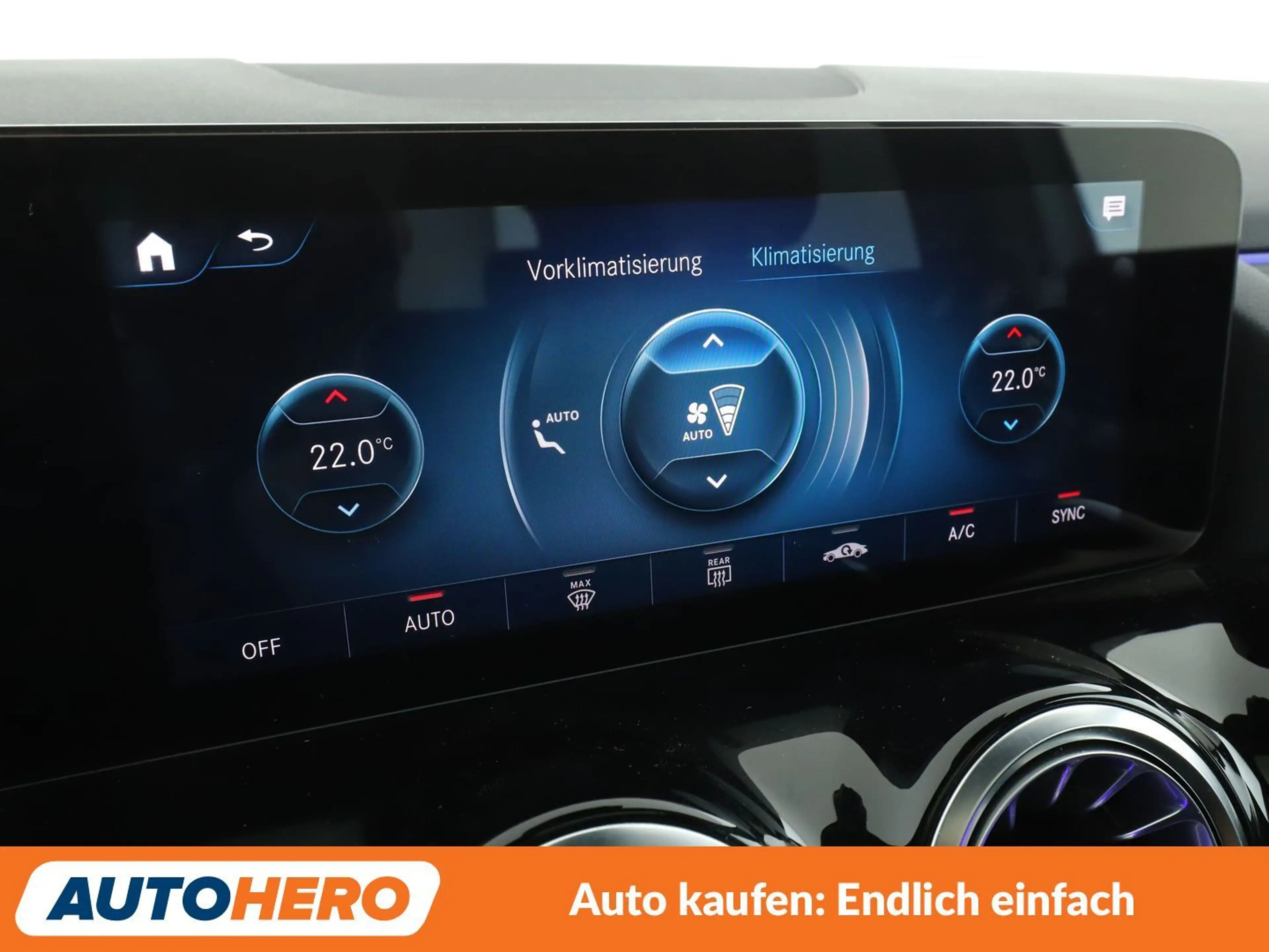 Mercedes-Benz GLA 250 GLA 250e AMG Line — photo 22