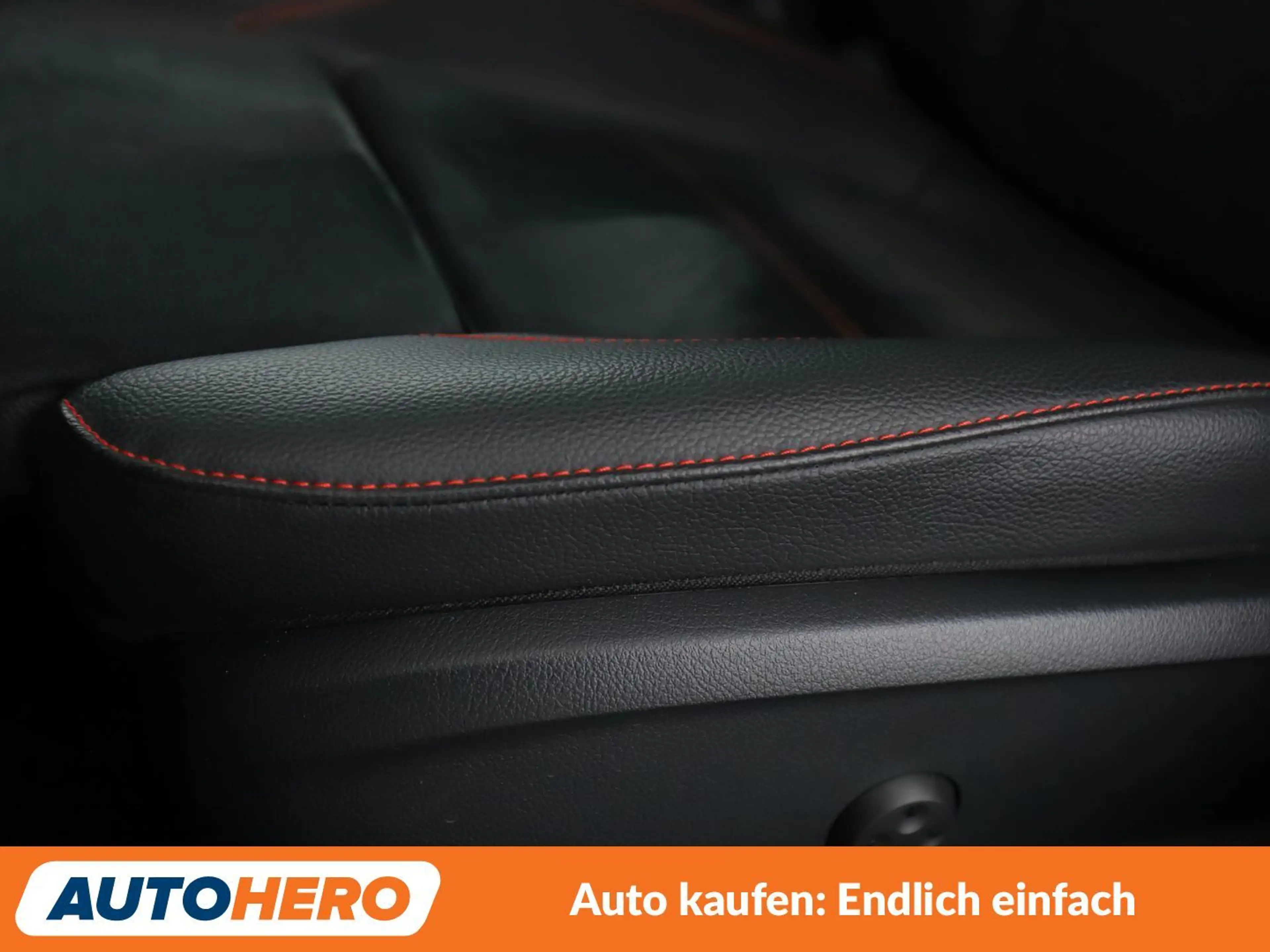 Mercedes-Benz GLA 250 GLA 250e AMG Line — photo 29