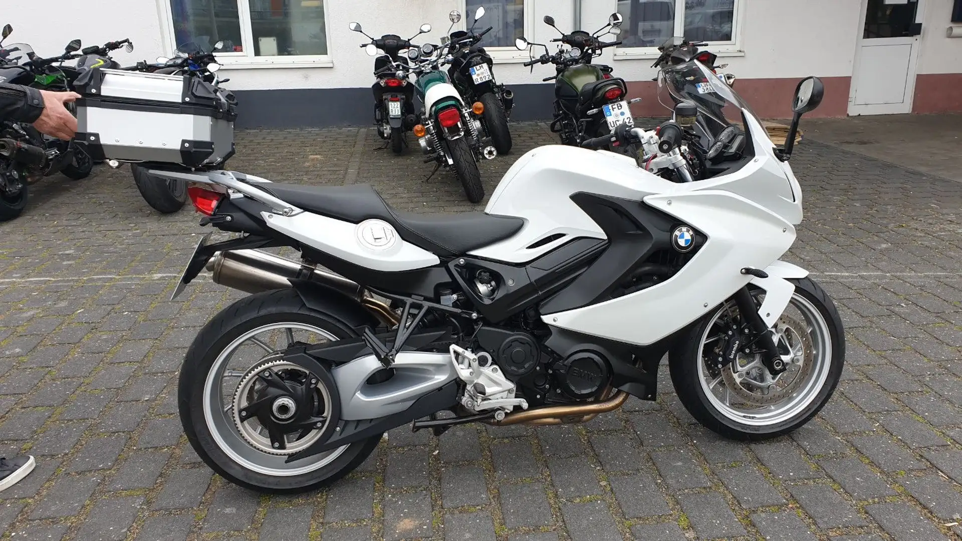BMW F 800 GT Biały - 1