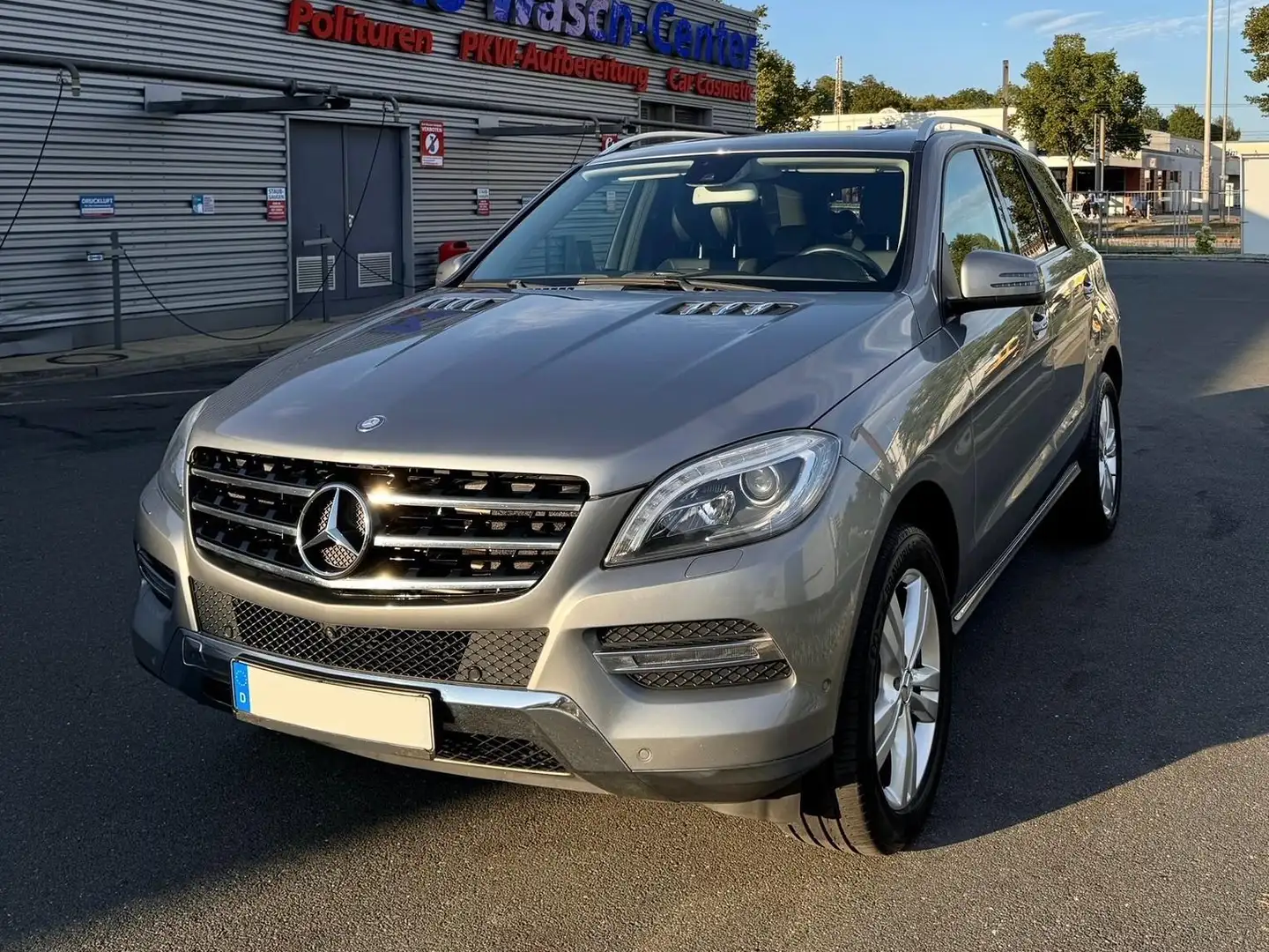 Mercedes-Benz ML 350 M-Klasse Diesel BlueTEC 4MATIC 7G-TRONIC Grau - 1