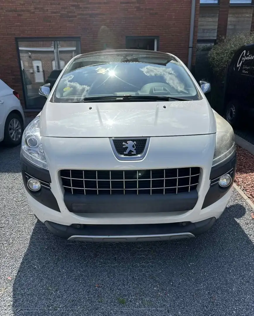Peugeot 3008 1.6 HDi 115ch FAP Roland Garros - 1