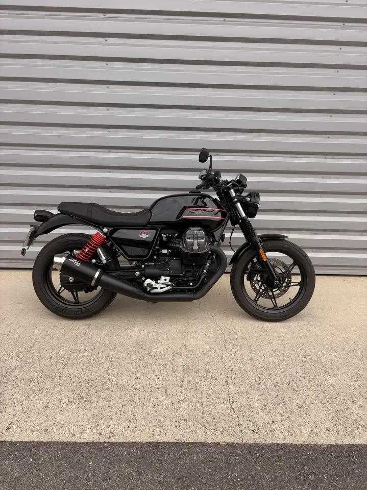 Moto Guzzi V7 Sport