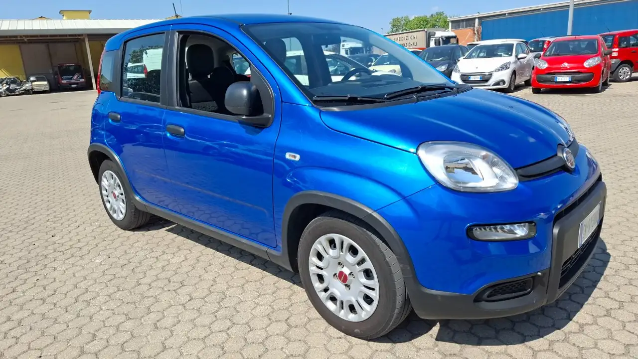 Fiat Pandina 1.0 firefly hybrid s&s 70cv 5p.ti — photo 1 of 15