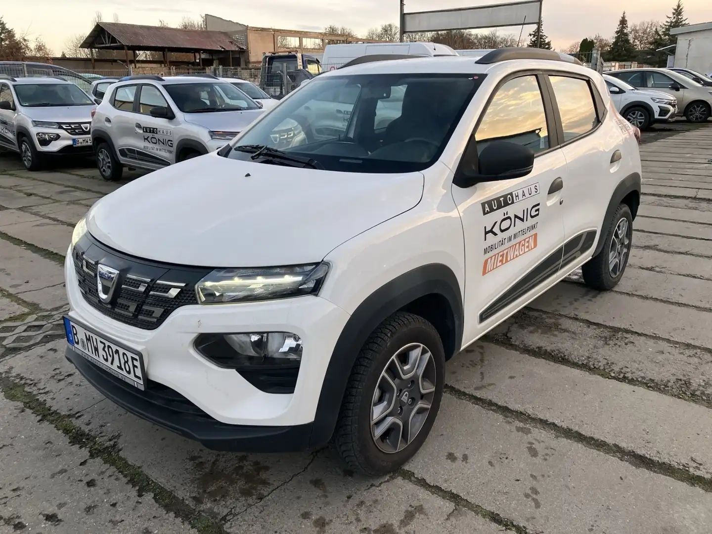 Dacia Spring Business Automatik Klima*Navi*Rückfahrcam Blanc - 1