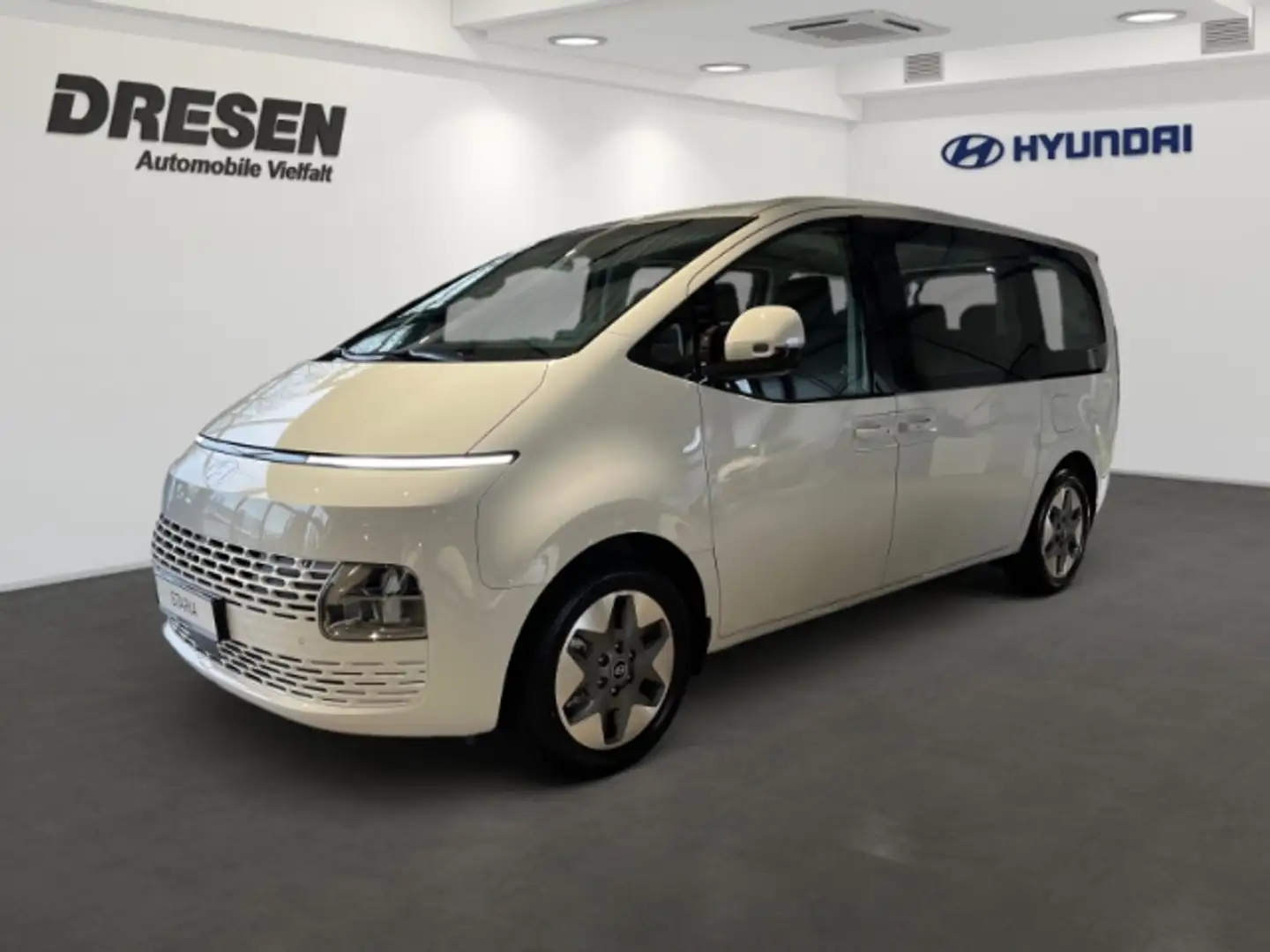Hyundai STARIA HEV 1.6 T-GDI AT 2WD Trend 9-Sitze 18'' 360° Kamer Fehér - 1