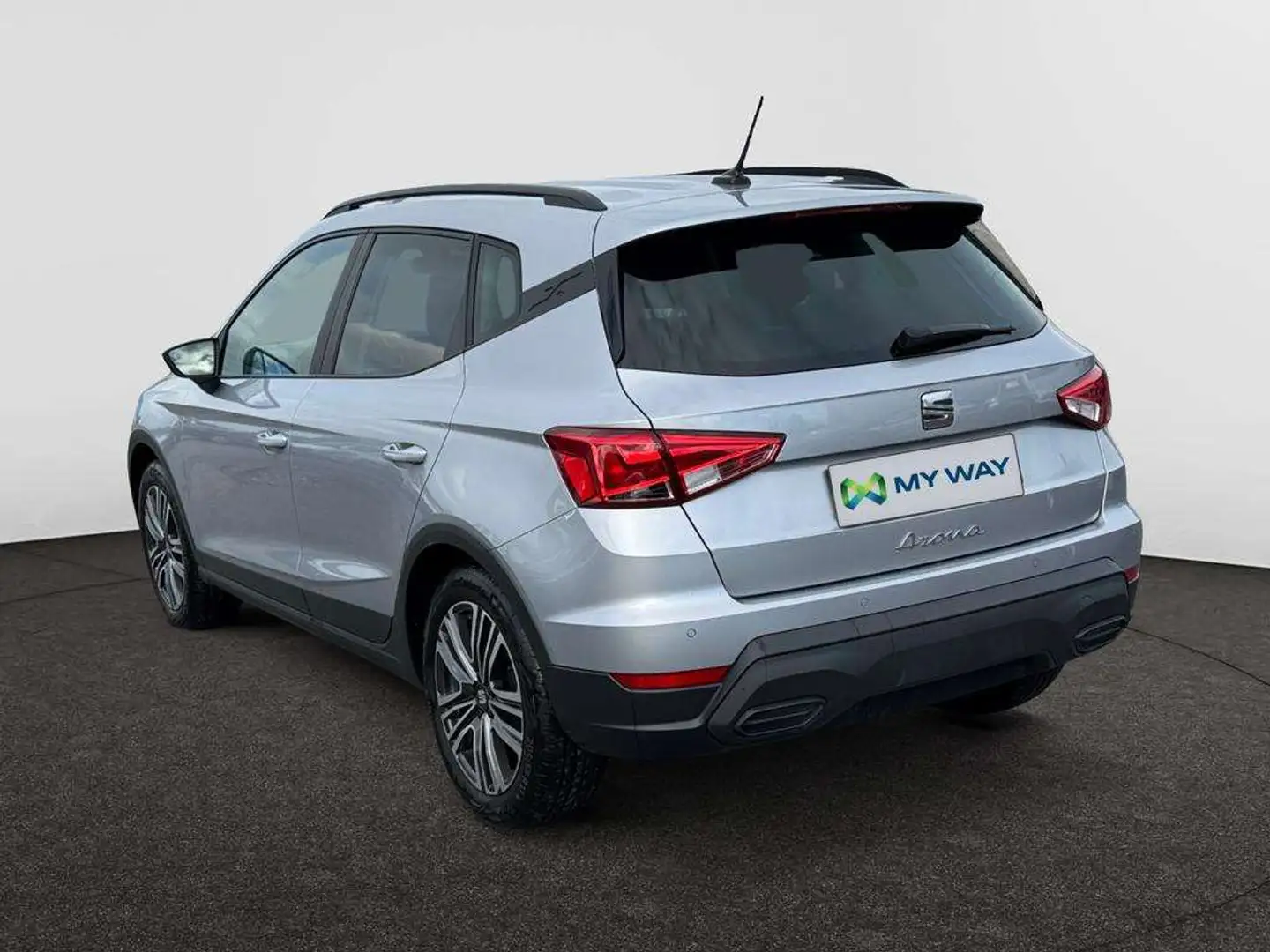 SEAT Arona Arona Arona Move Full Link 1.0 TSI 95pk (70kW) MA Gris - 2