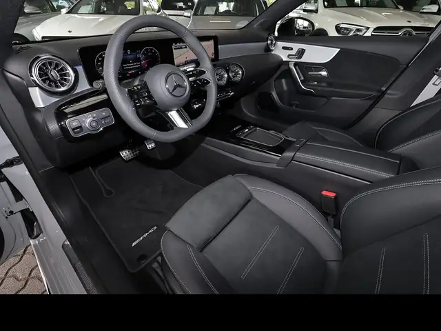 Mercedes-Benz A-Class view 9