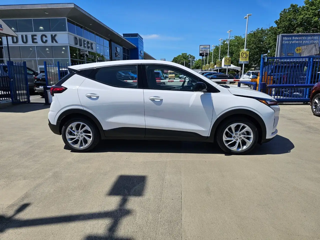 Chevrolet Bolt снимка Chevrolet Bolt