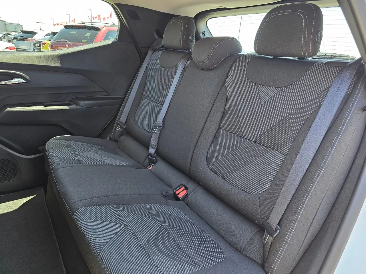 Chevrolet Bolt снимка Chevrolet Bolt