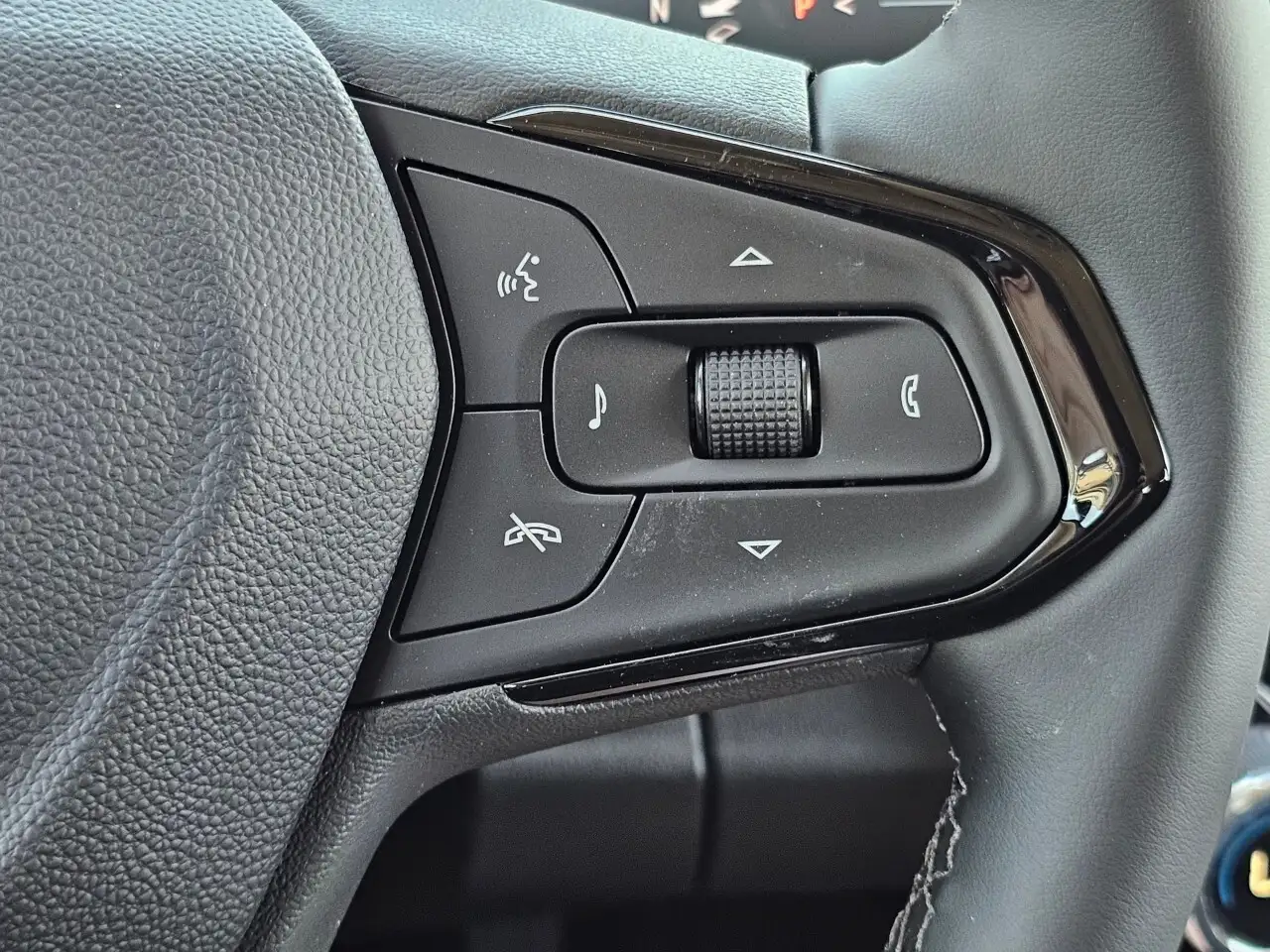Chevrolet Bolt снимка Chevrolet Bolt