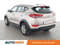 Hyundai TUCSON 1.6 Classic blue 2WD*NAVI*TEMPO*CAM*PDC*SHZ* Weiß - thumbnail 4