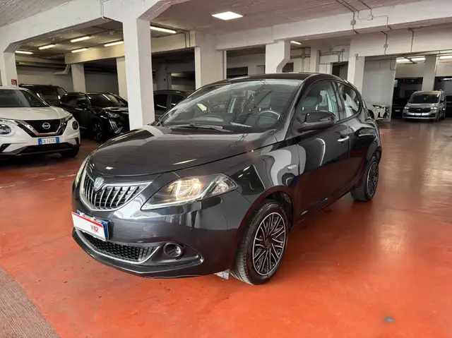 Lancia Ypsilon Ypsilon III 1.0 firefly hybrid Gold Plus s
