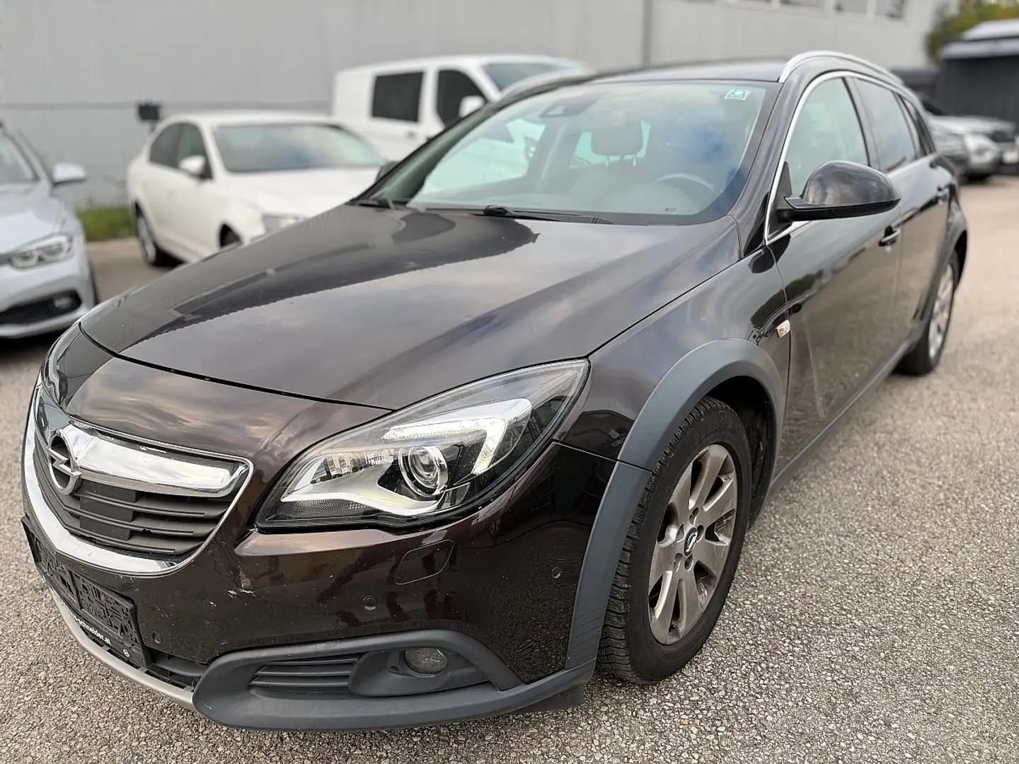 Opel Insignia ST 2,0 CDTI Allrad Cosmo Aut.*Pickerl 6/2026+4* Schwarz - 1