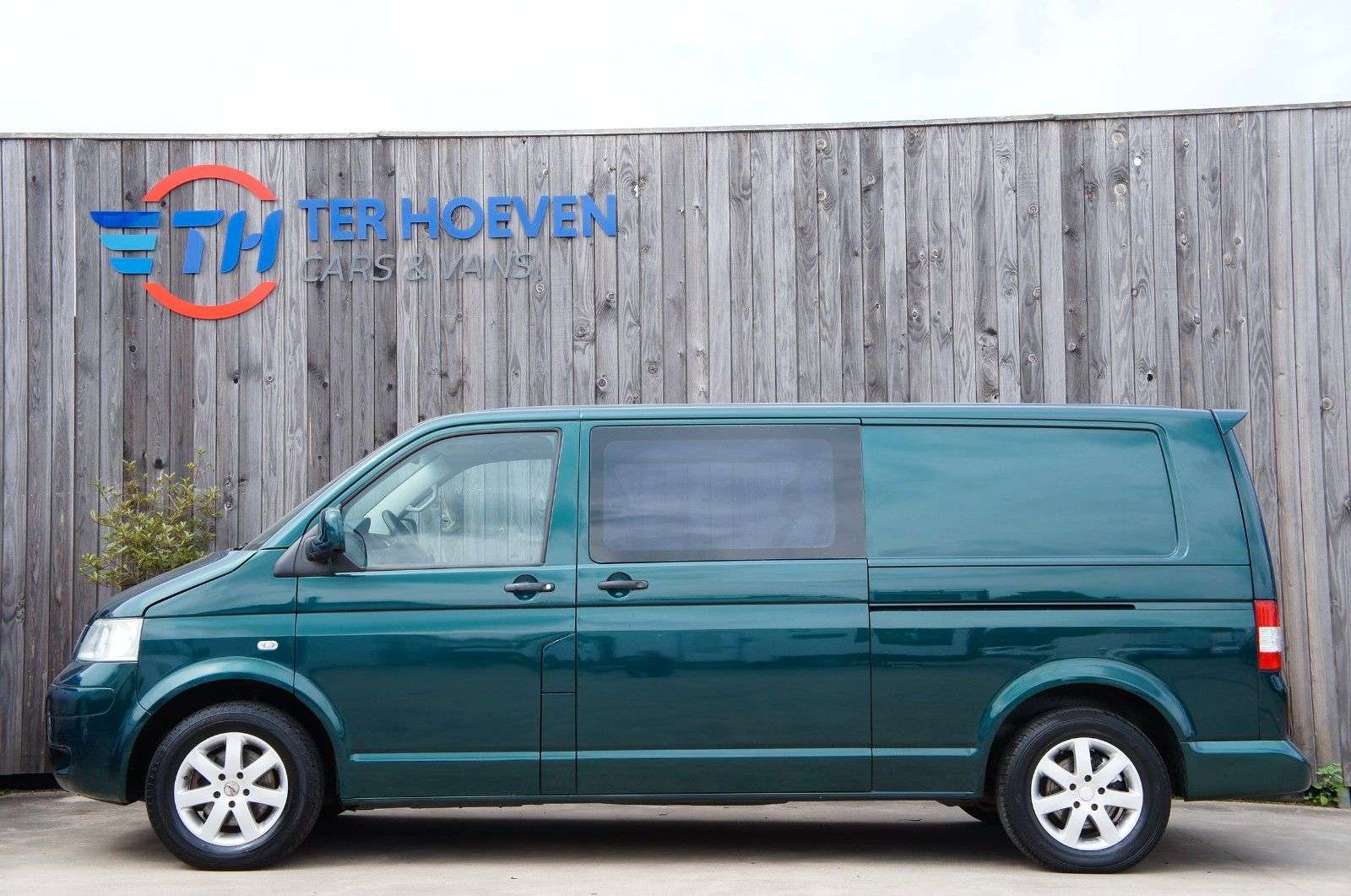 Second hand Volkswagen Transporter T5