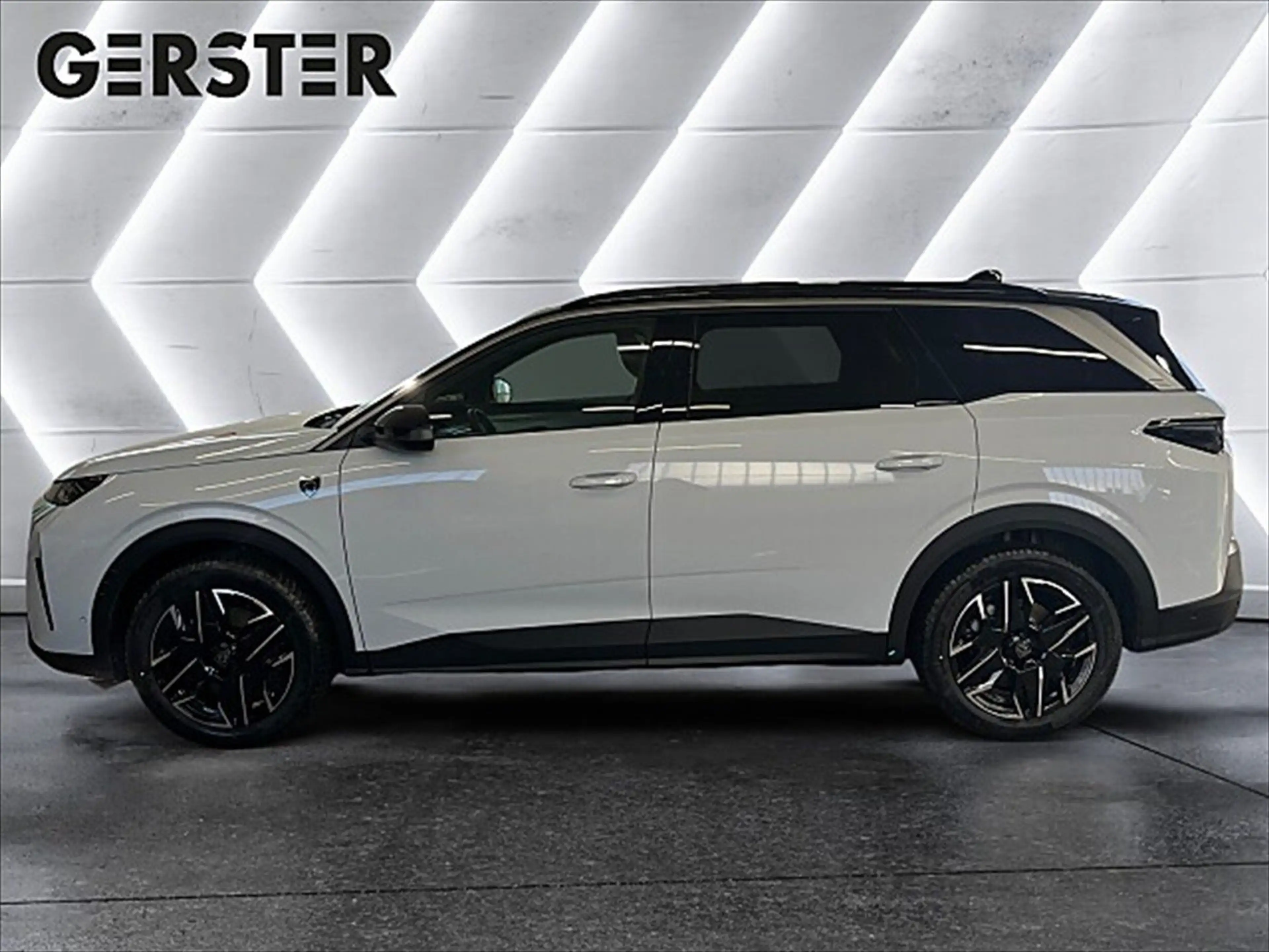 Peugeot 5008 1.2 145 GT Exclusive ACC Alcantara LED Navi — photo 3