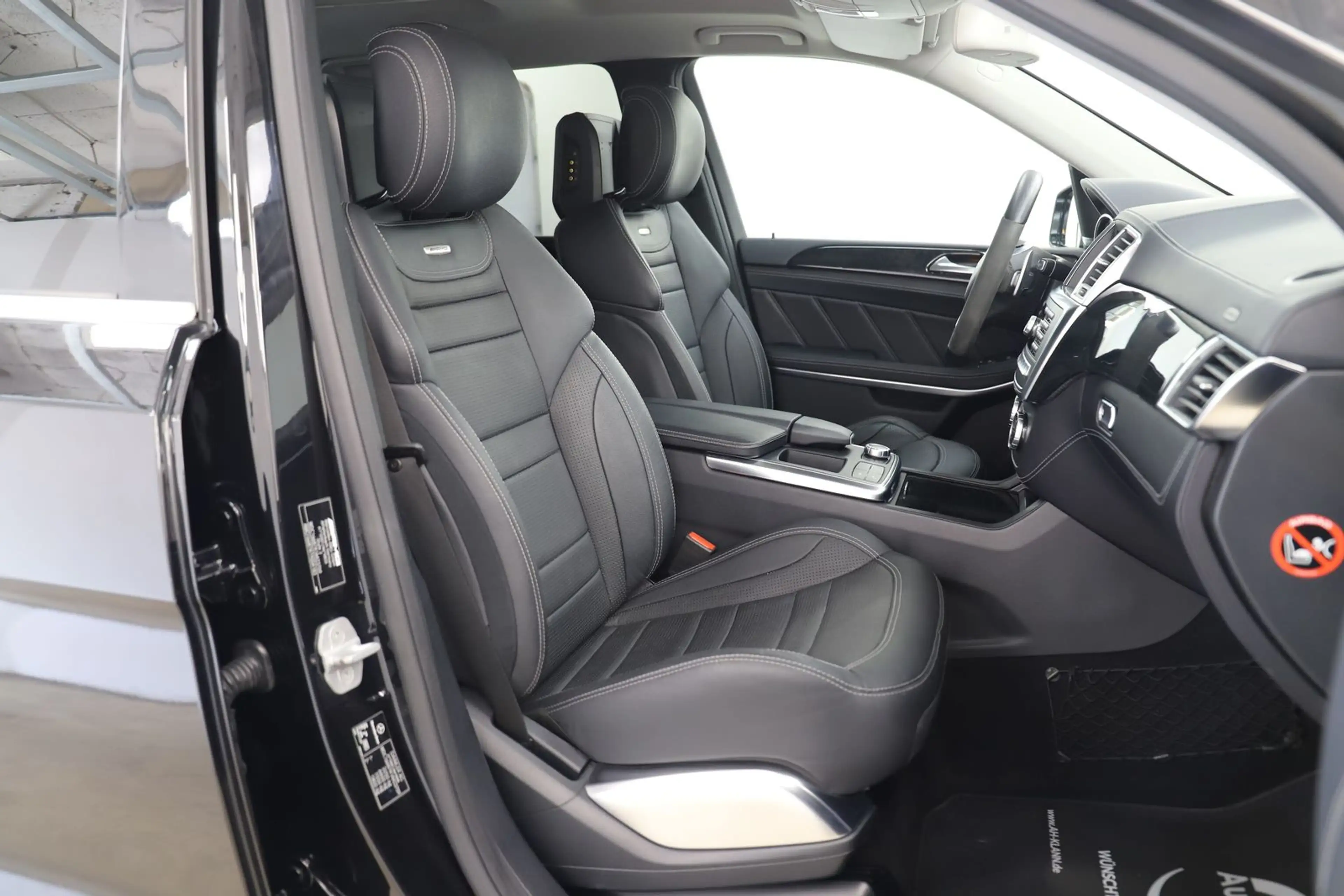Mercedes-Benz GL 63 AMG 557PS 7G 4M Memory ACC 7Sitz 360° H&K — photo 10