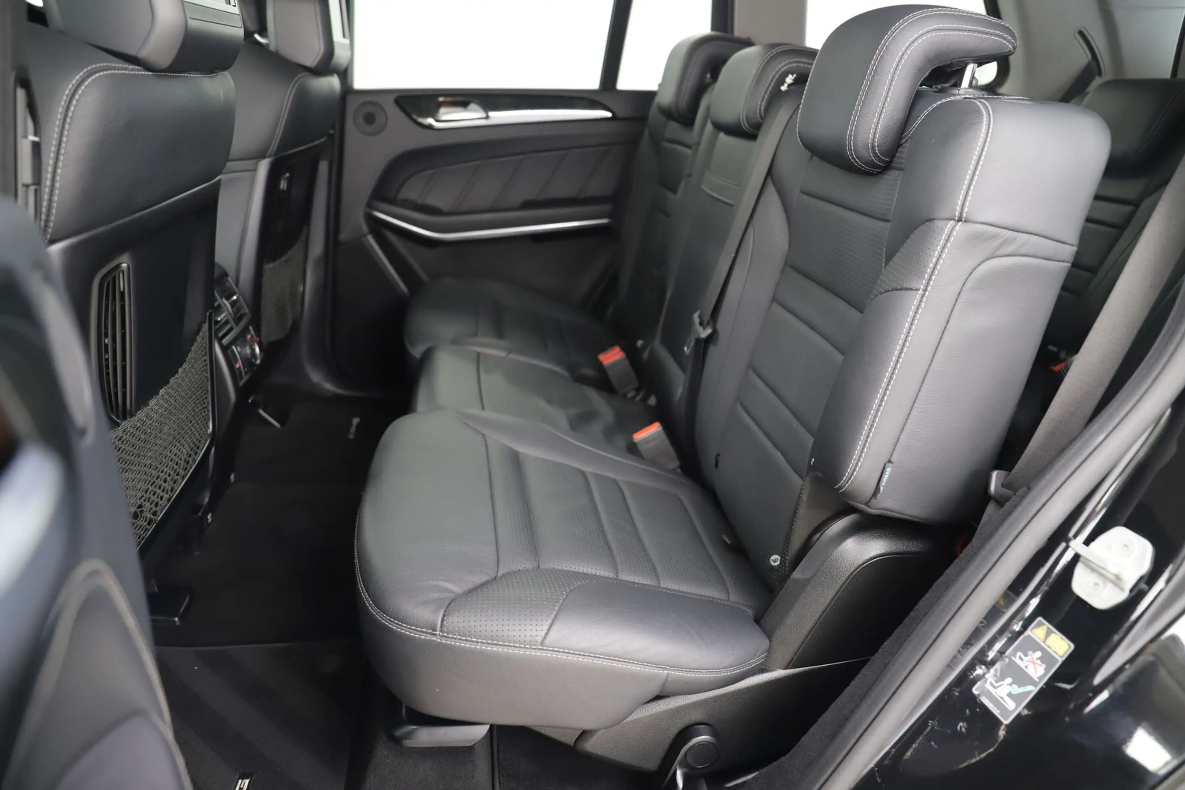 Mercedes-Benz GL 63 AMG 557PS 7G 4M Memory ACC 7Sitz 360° H&K — photo 11