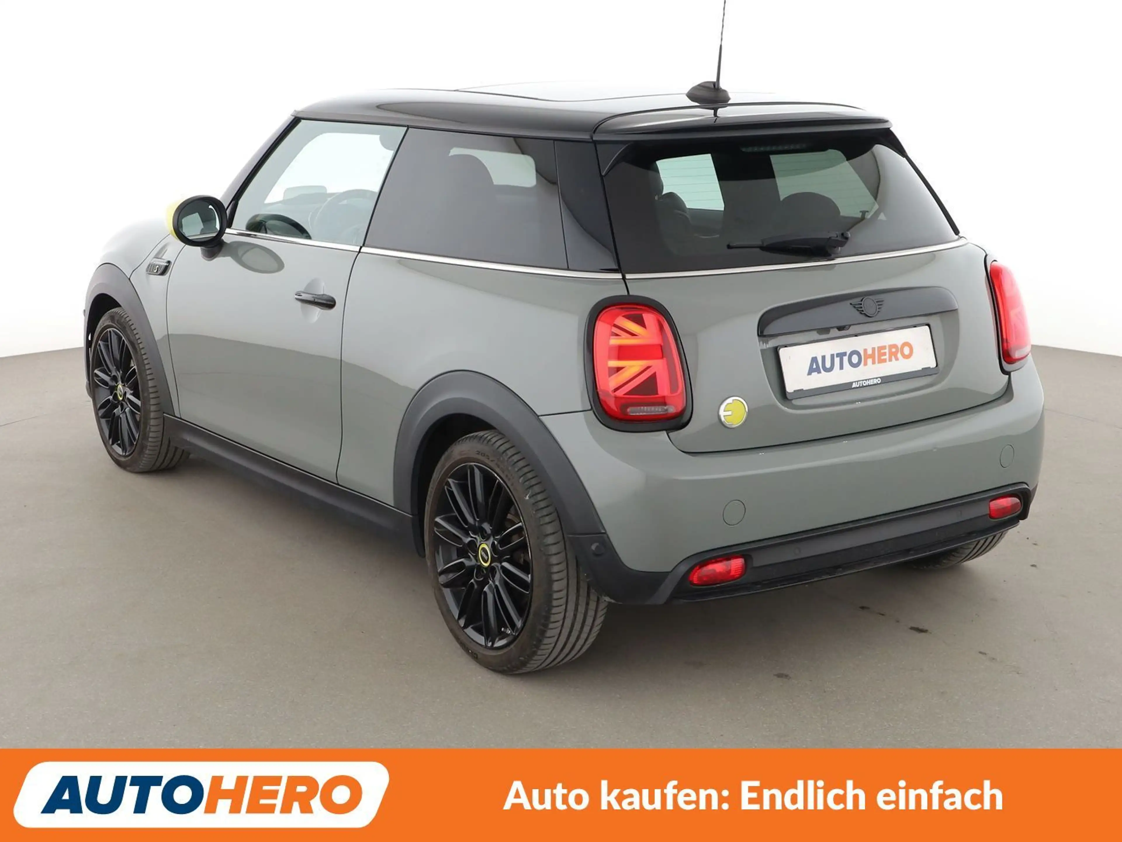 MINI Cooper SE Cooper SE Yours Trim Aut.*NAVI*HUD*ACC*CAM* — photo 4