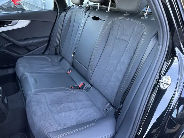 Audi S4 Avant view 12