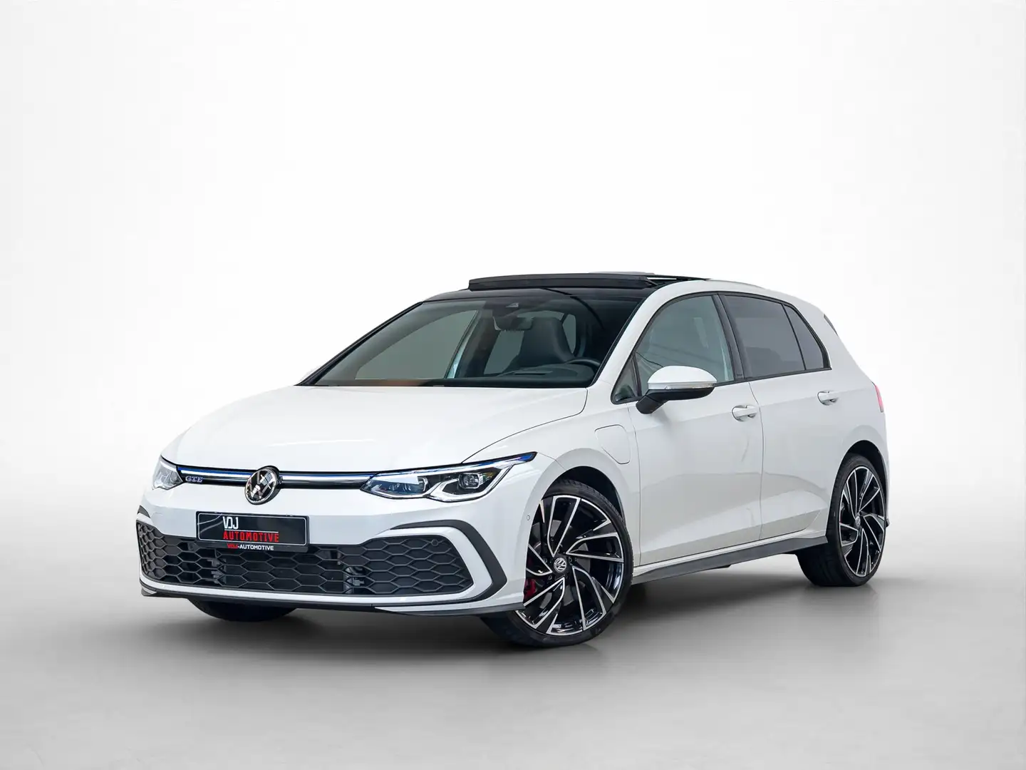 Volkswagen Golf GTE GTE PLUG IN HYBRID | BTW | GARANTIE PANO | CAMERA Blanc - 1