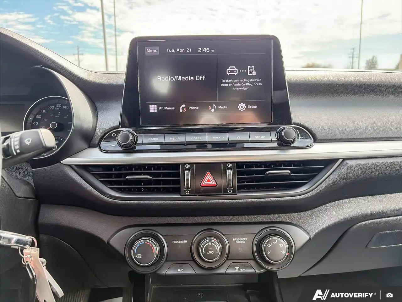 Kia Forte снимка Kia Forte