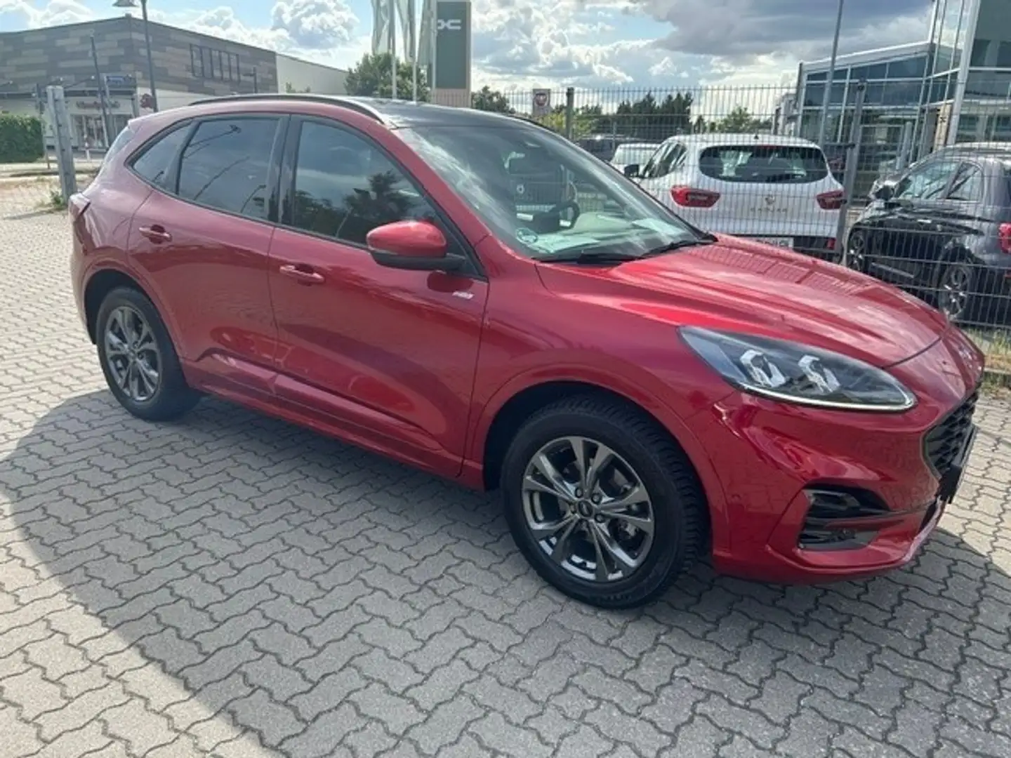 Ford Kuga Plug-In Hybrid ST-Line X LED Winter Paket Rot - 2