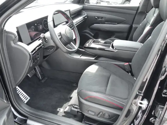 Hyundai Tucson view 12