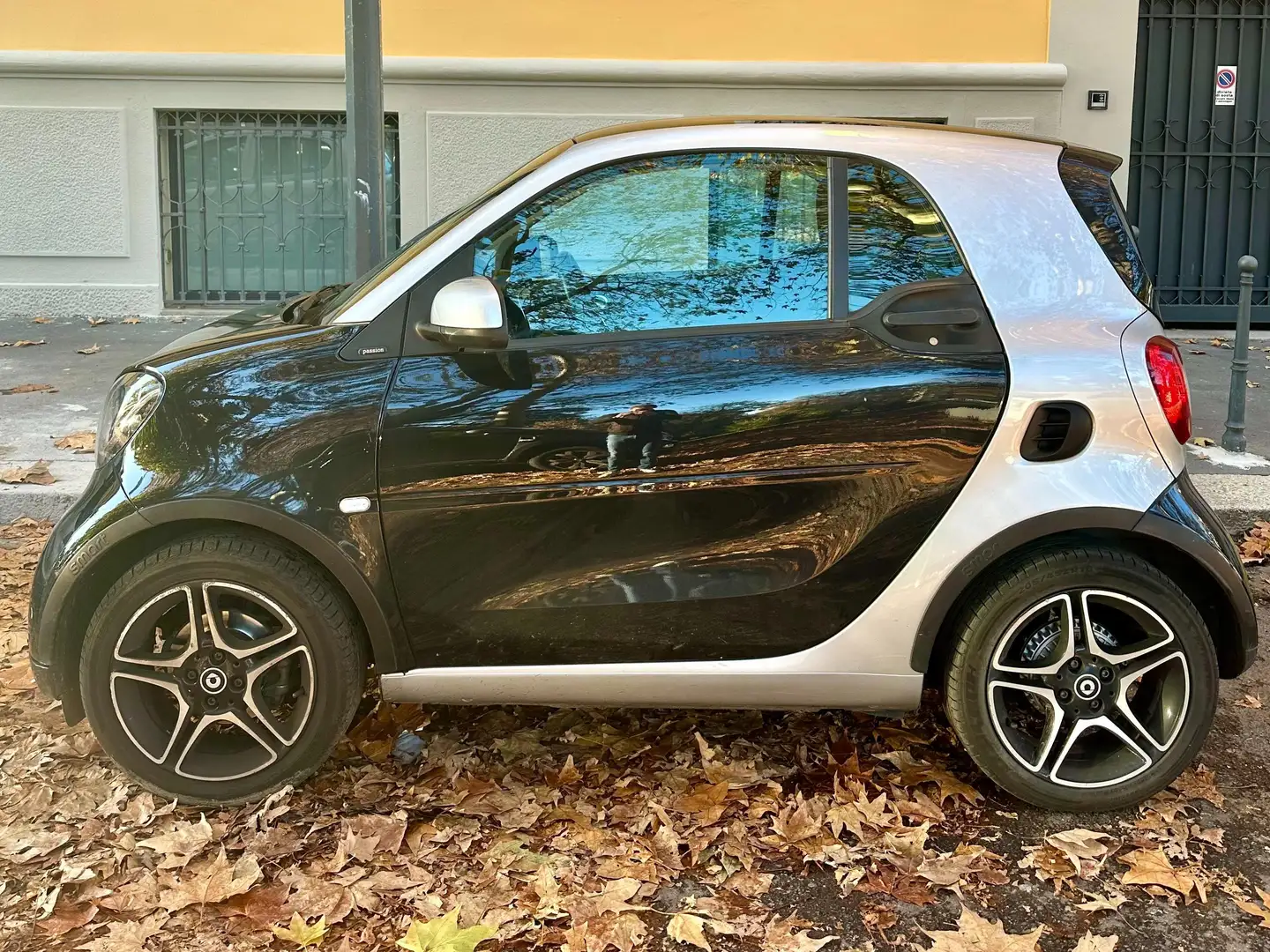 smart forTwo Fortwo III 2015 1.0 Passion 71cv twinamic Nero - 1