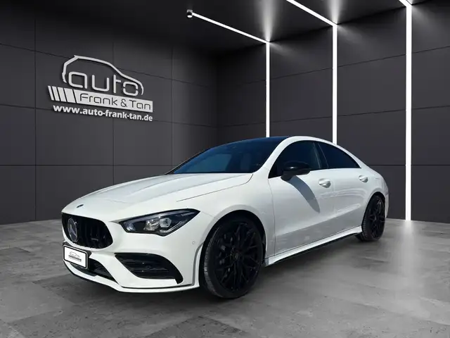 Mercedes-Benz CLA 35 AMG 4Matic*Burmester*Pano*Mbux*Rkü*Night