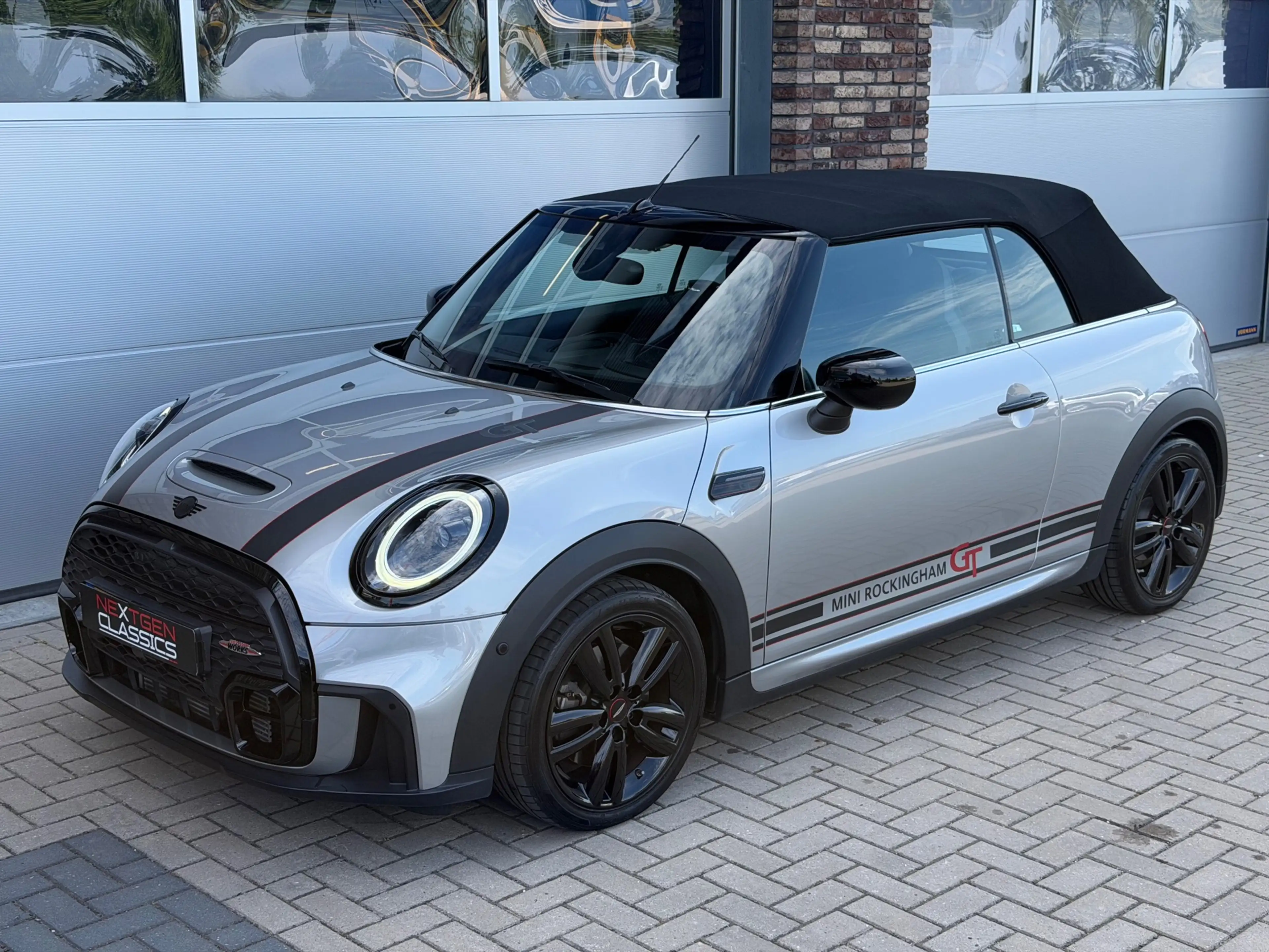 MINI John Cooper Works Cabrio 2.0 S JCW Rockingham GT Edition Full Option — photo 6