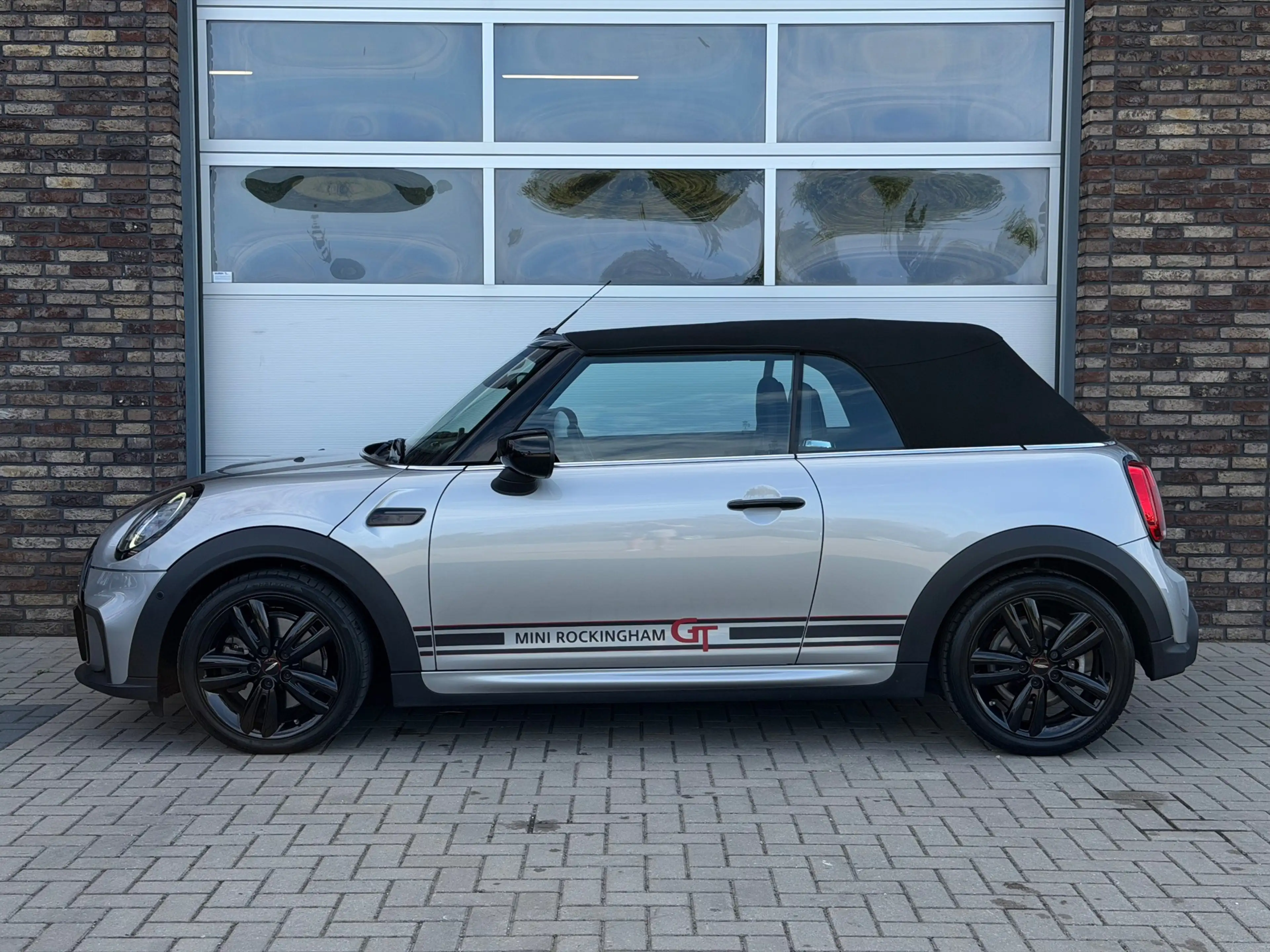 MINI John Cooper Works Cabrio 2.0 S JCW Rockingham GT Edition Full Option — photo 9