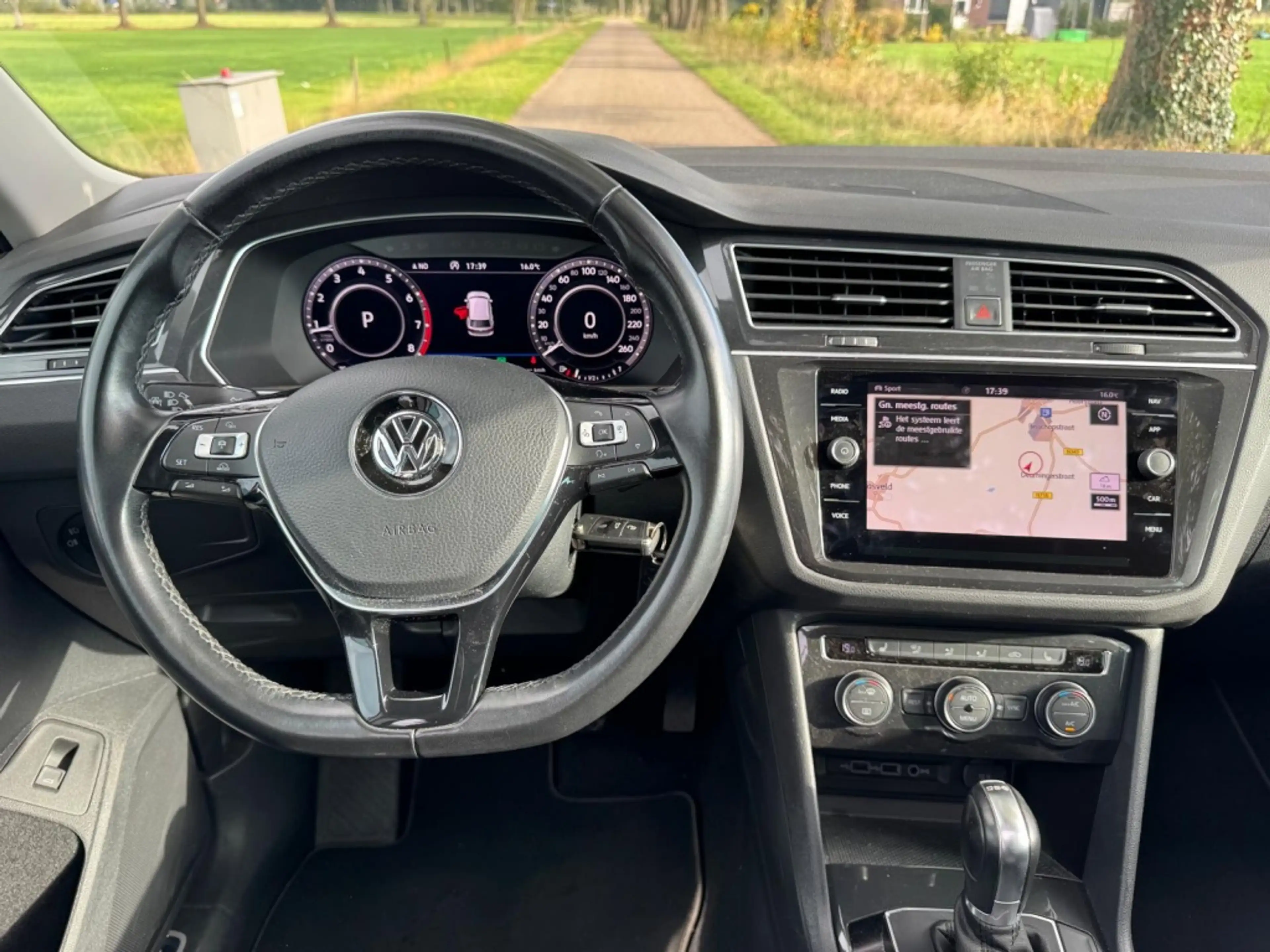 Volkswagen Tiguan 2.0 TSI 4Motion R-Line | Pano | 360 Camera | Leder — photo 19
