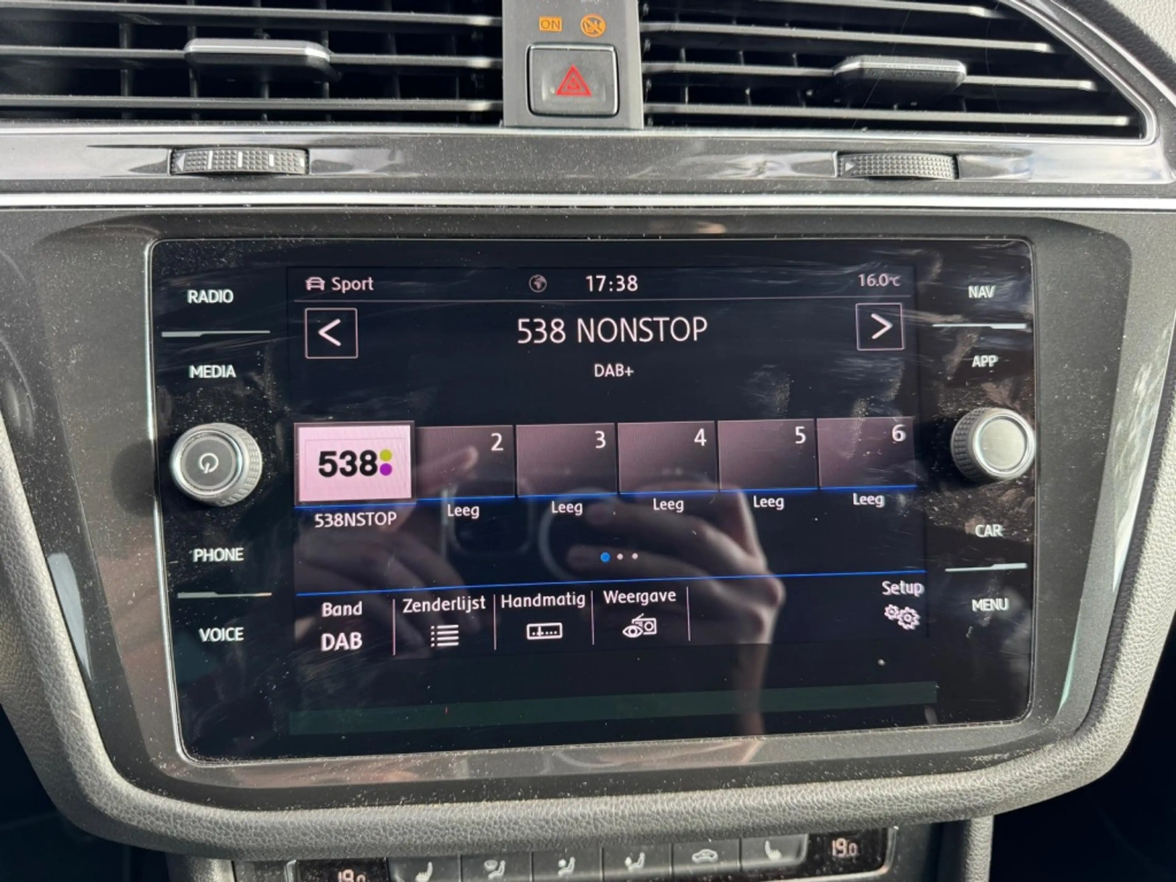 Volkswagen Tiguan 2.0 TSI 4Motion R-Line | Pano | 360 Camera | Leder — photo 27