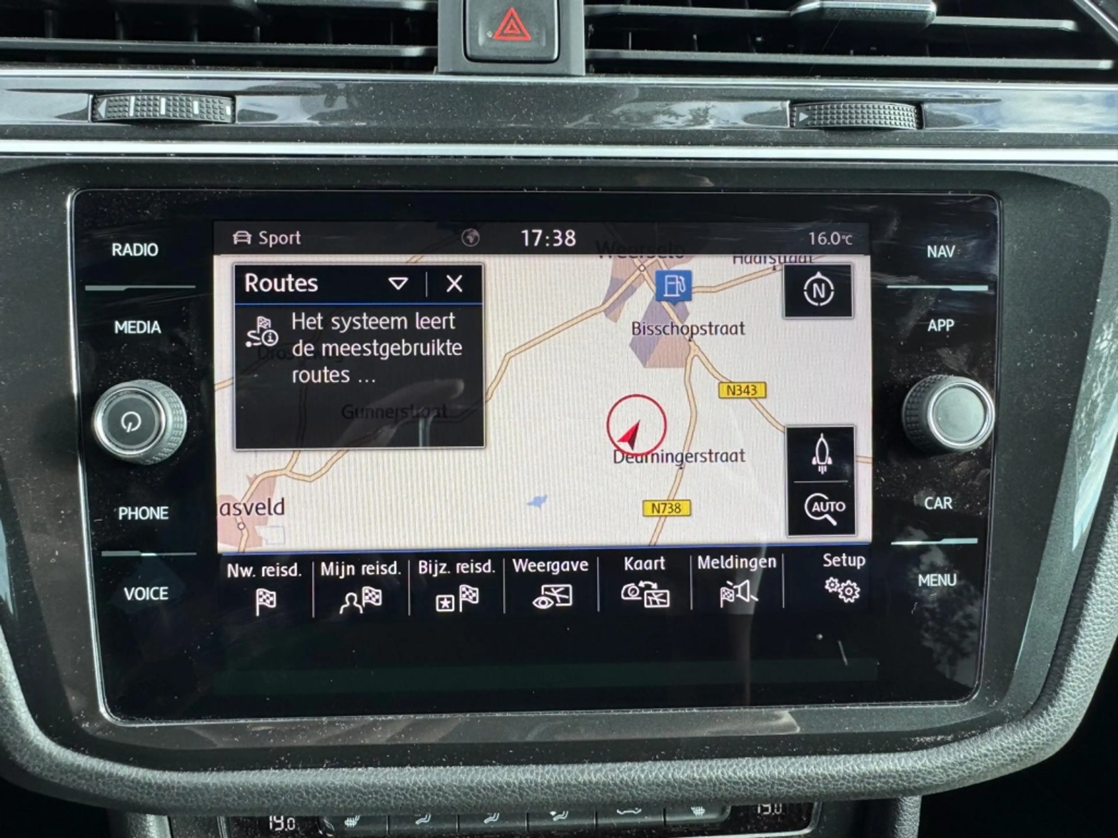 Volkswagen Tiguan 2.0 TSI 4Motion R-Line | Pano | 360 Camera | Leder — photo 26