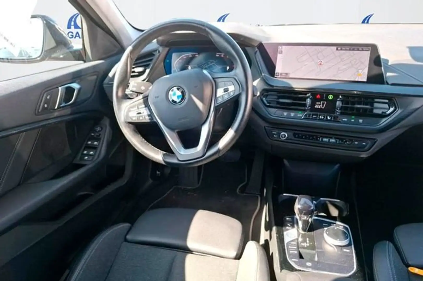BMW 118 118iA Negro - 2