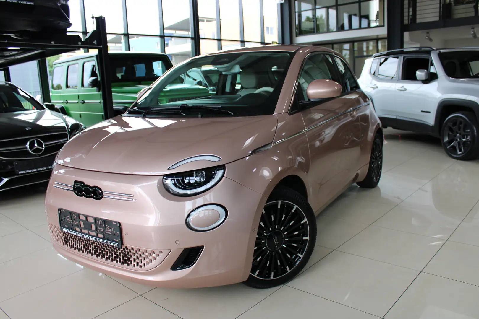 Fiat 500e ELEKTRO 3+1 SONDERMODELL LA PRIMA BY BOCELLI 1HAND Gold - 1