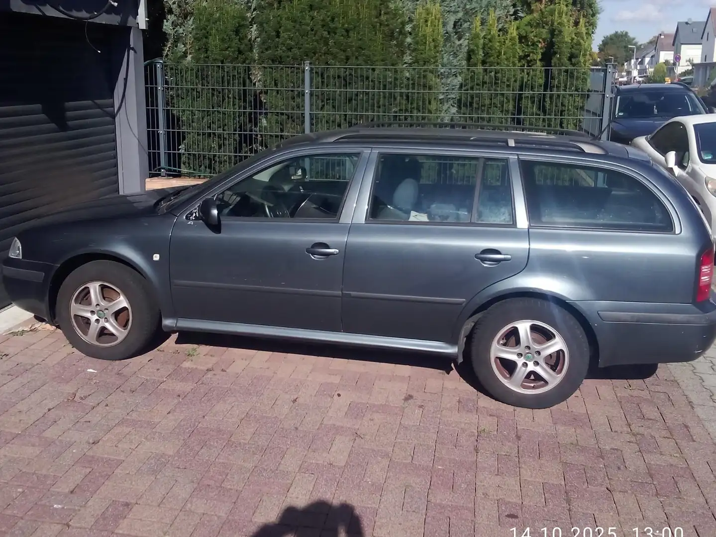 Skoda Octavia Octavia 1.9 TDI Combi Tour Grau - 2