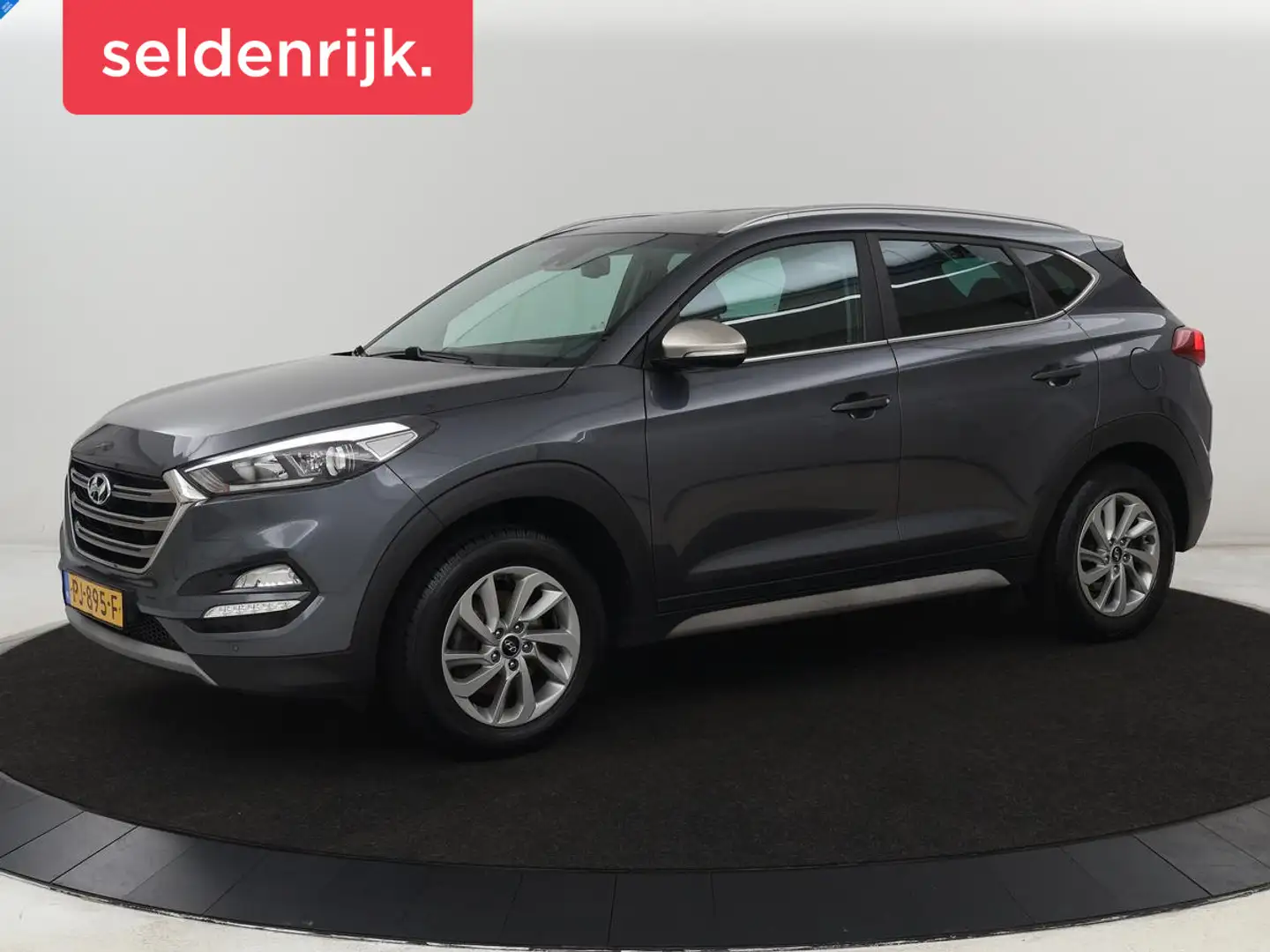 Hyundai TUCSON 1.6 GDi Comfort | Trekhaak | Camera | Achterbankve Gris - 1