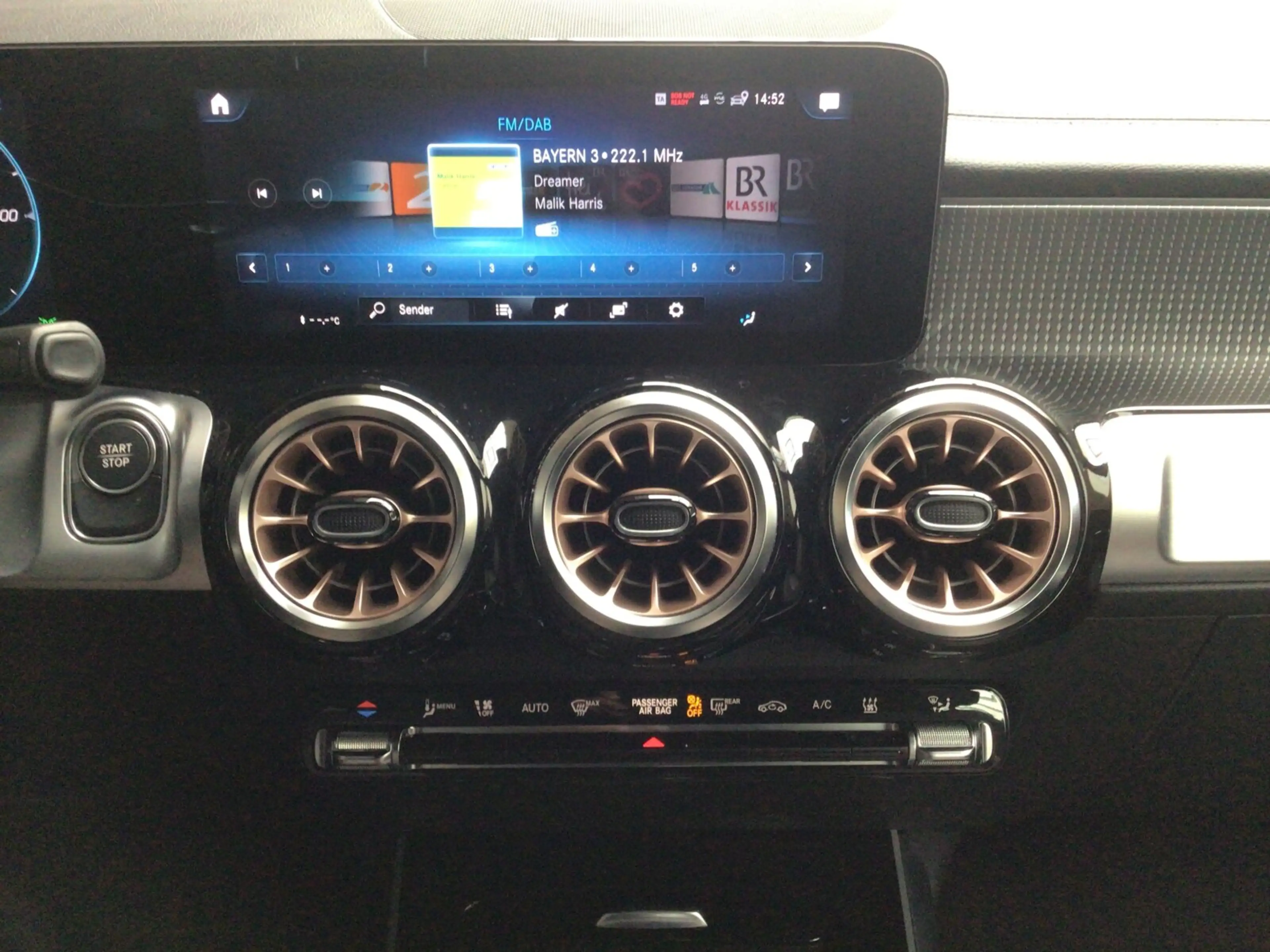 Mercedes-Benz EQB 350 EQB 350 4MATIC Advanced/Eletric Art/Totwinkel/LED — photo 9