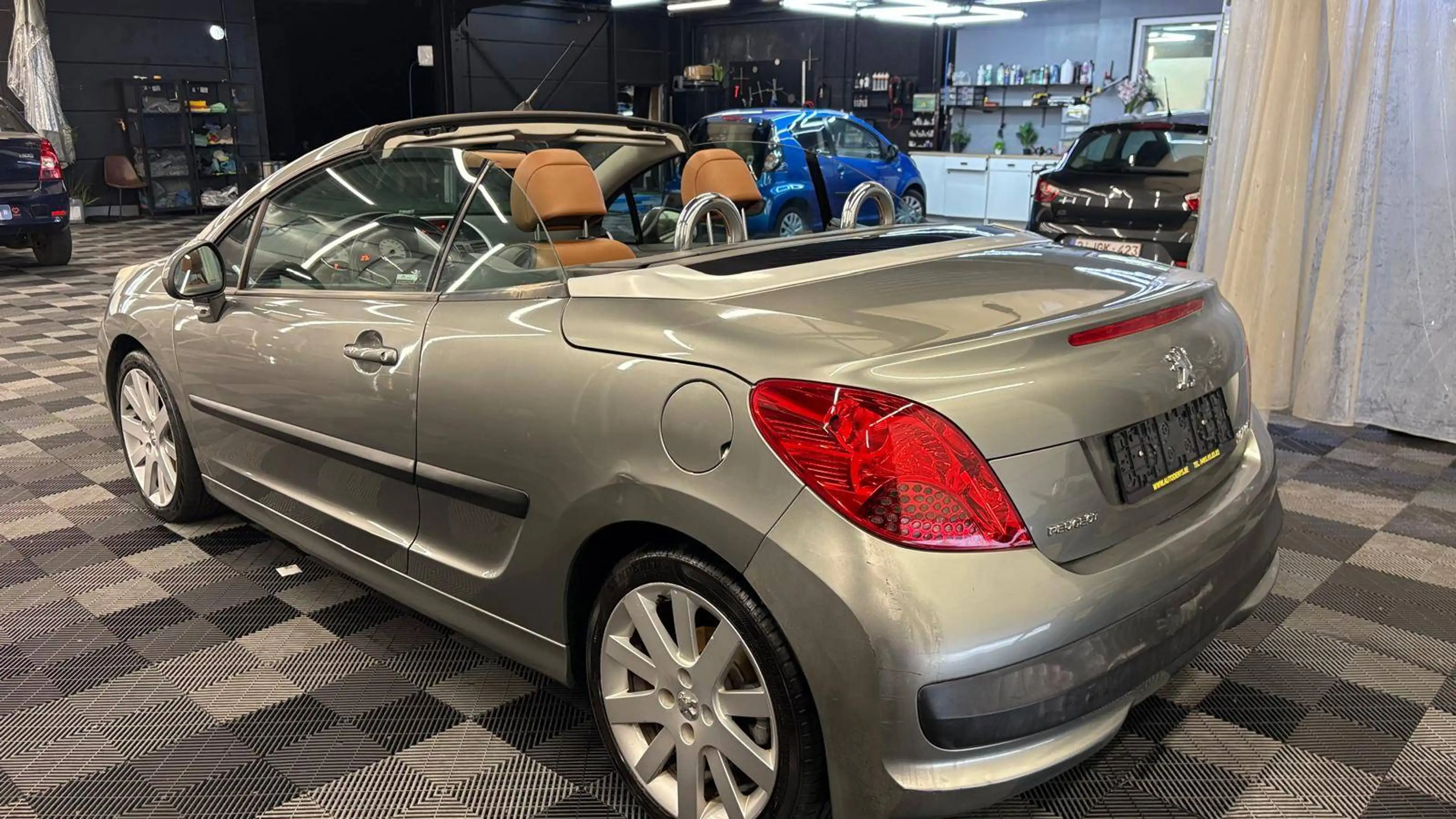 Peugeot 207 cc Cabrio 1.6i AUTOMATIQUE bj. 2007 135.189km — photo 10