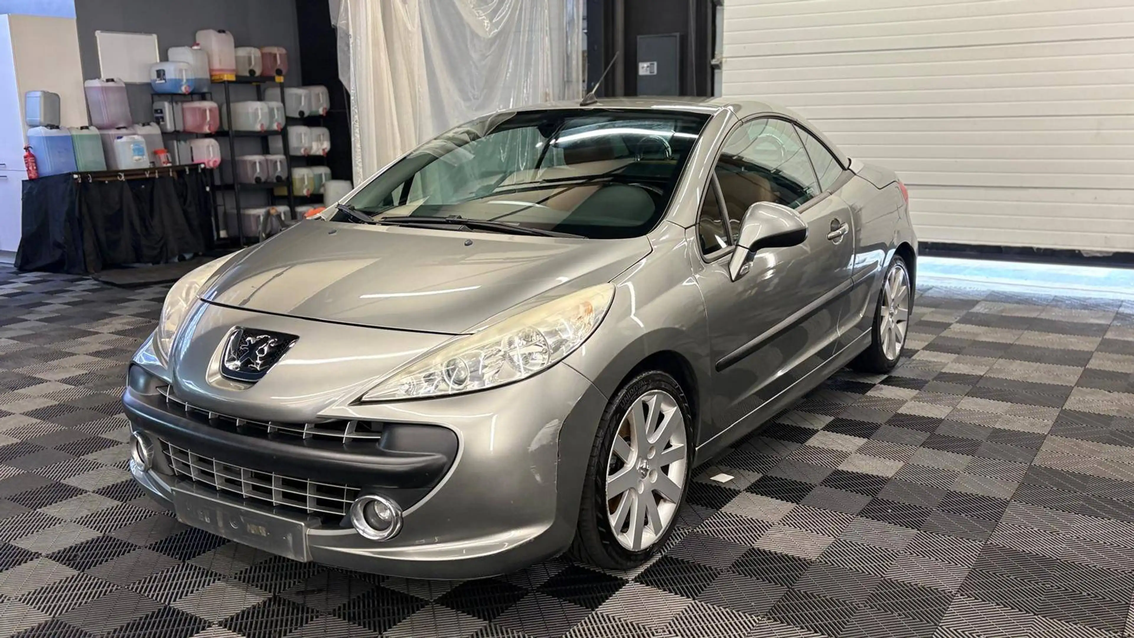Peugeot 207 cc Cabrio 1.6i AUTOMATIQUE bj. 2007 135.189km