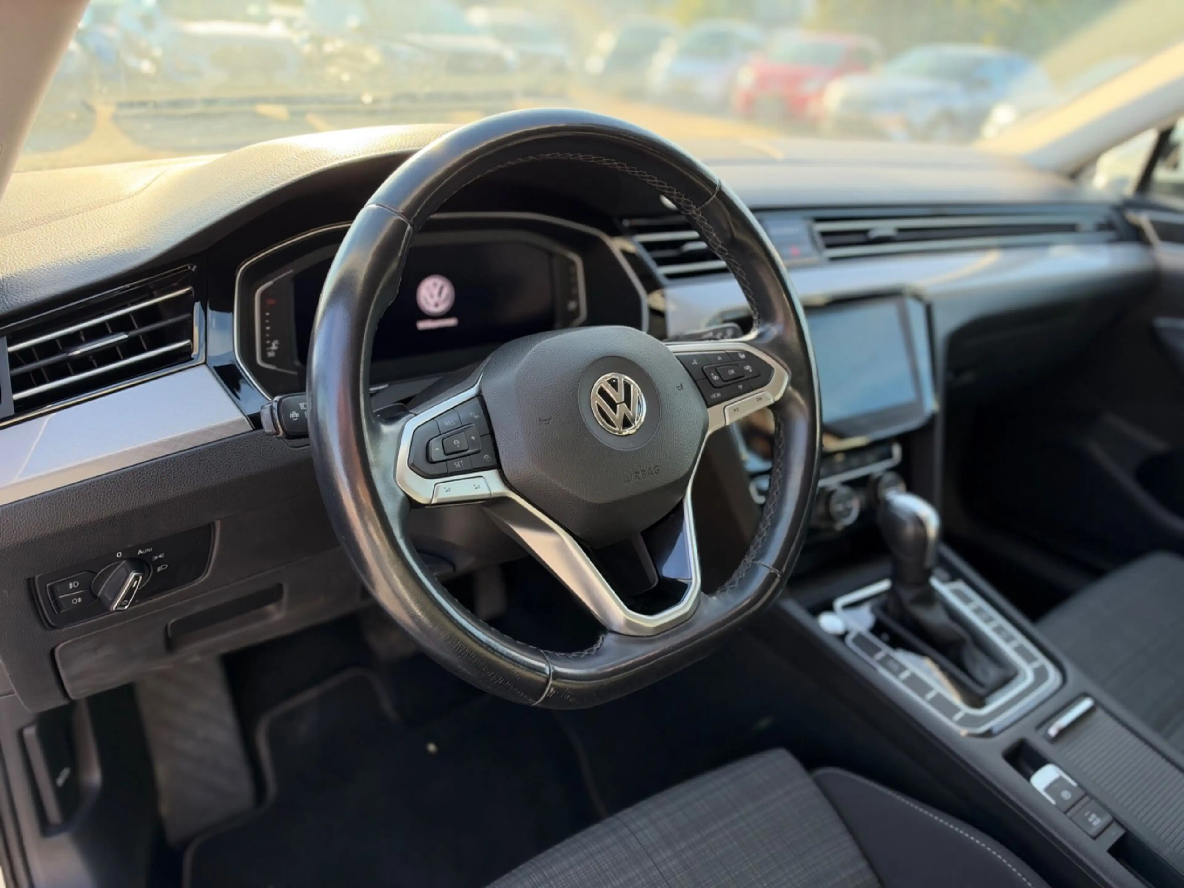Volkswagen Passat Variant Business *Virtual*LED*Massage*AHK — photo 14
