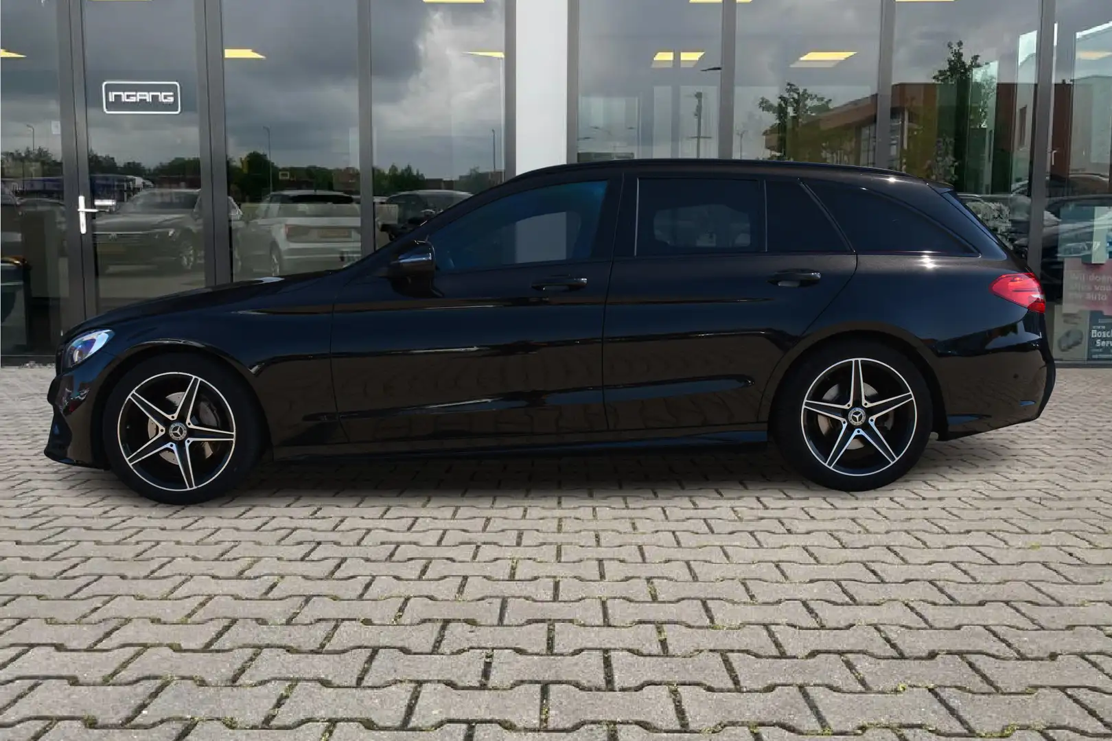 Mercedes-Benz C 180 Estate AMG | Pano | Camera | Trekhaak | Zwart - 2